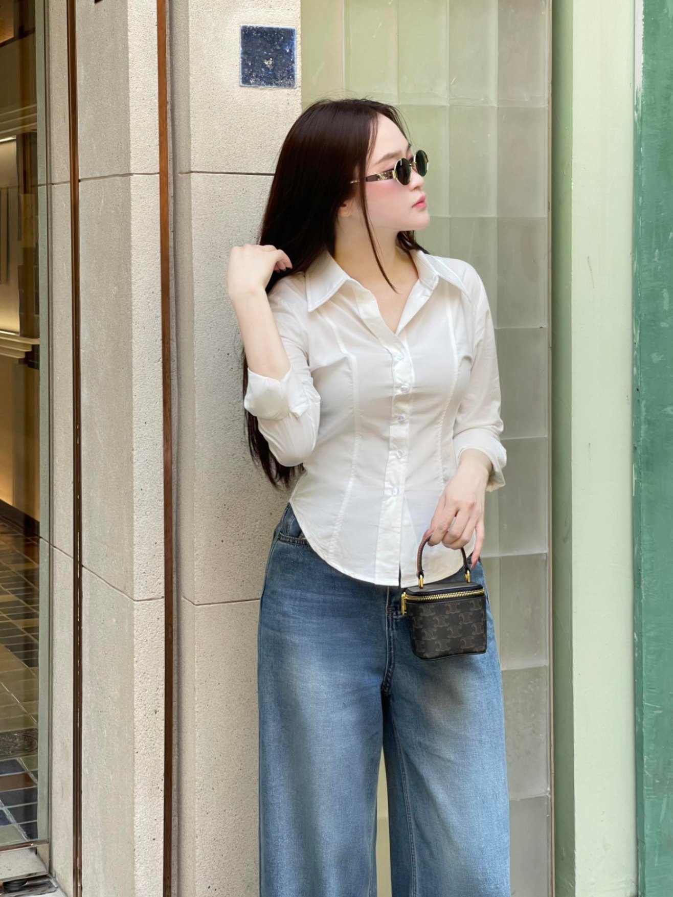 Áo sơ mi thô cổ đức dáng ôm