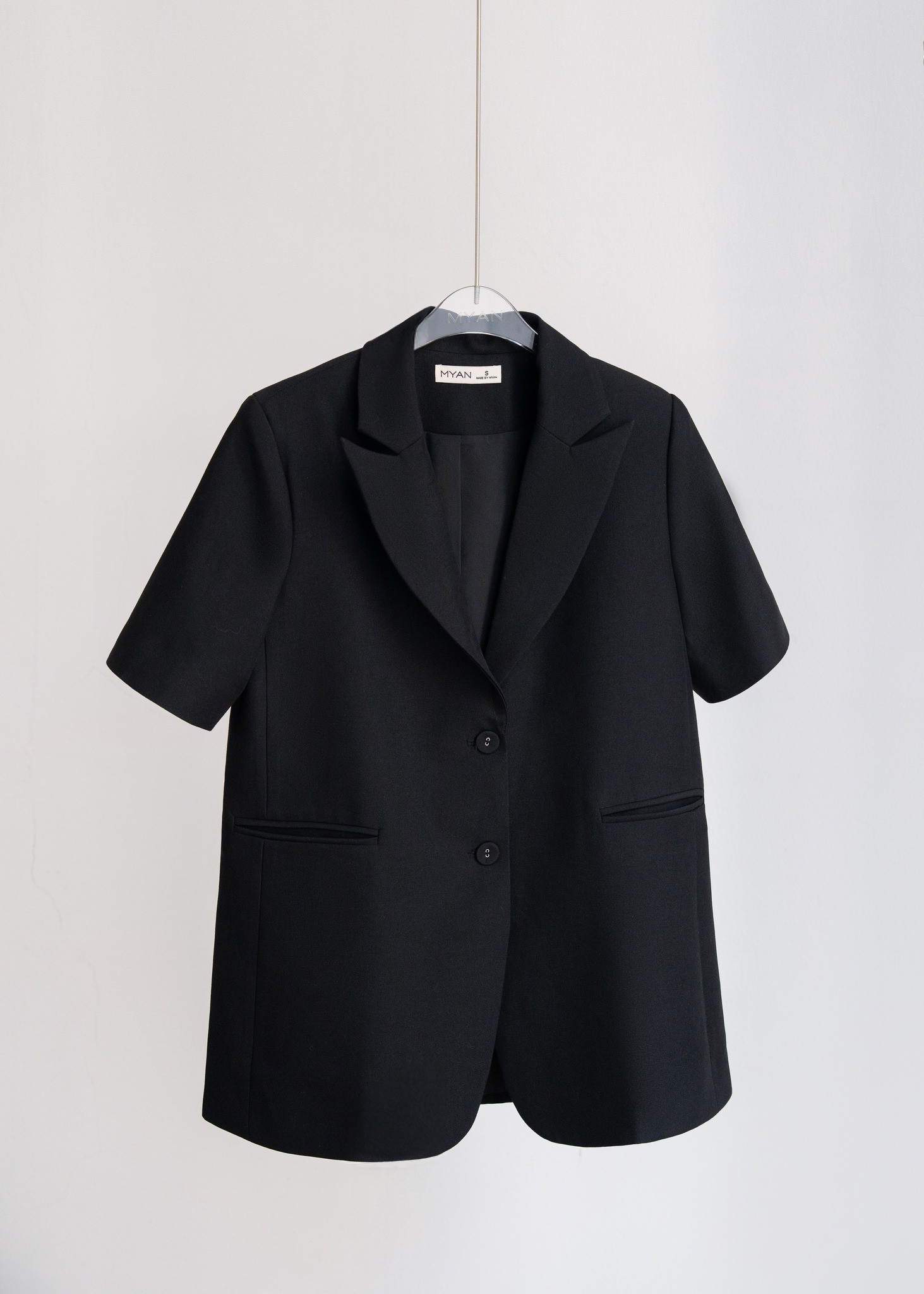 Áo blazer ngắn tay 2 túi cơi