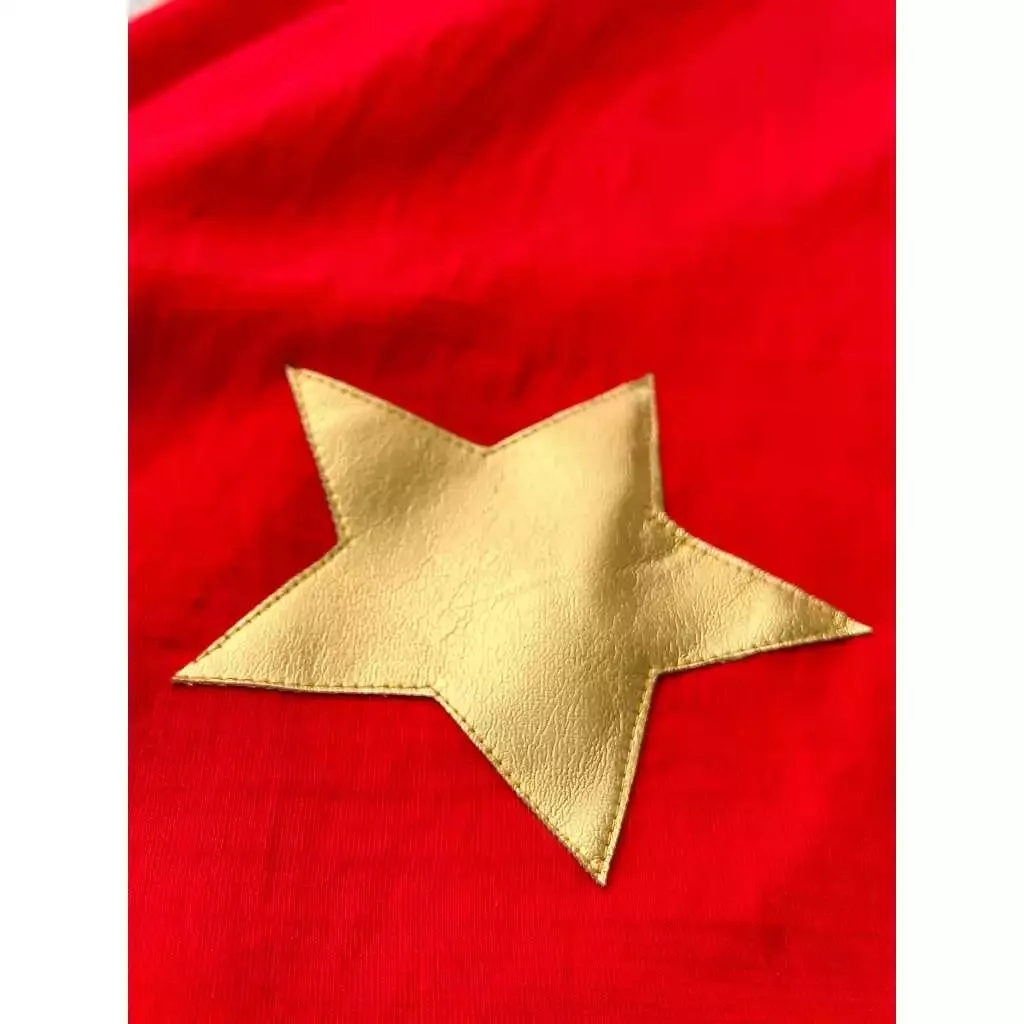 Khăn quàng cờ đỏ sao vàng