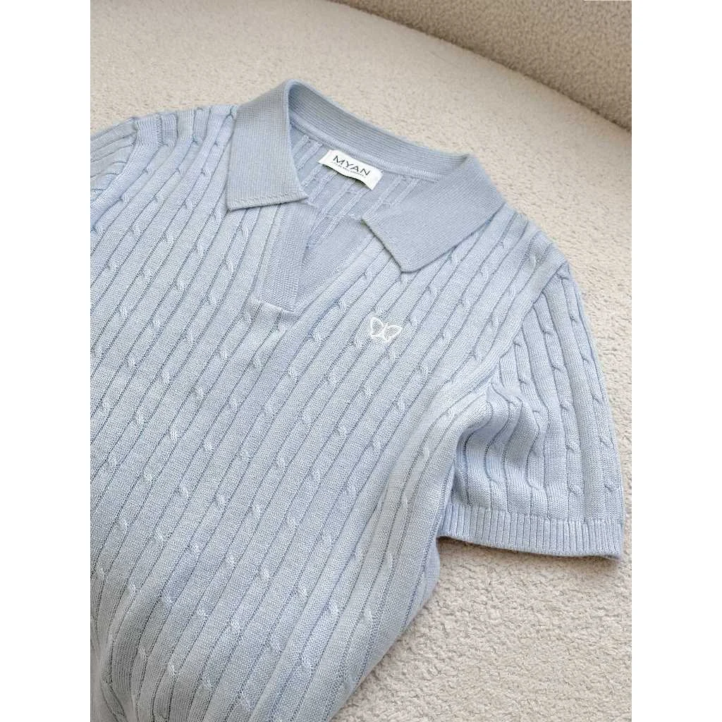 Áo len mỏng cổ polo thêu hình bướm (21021)