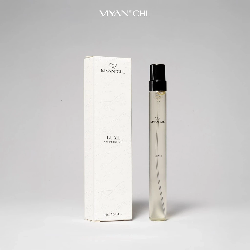 Nước hoa xịt thơm quần áo