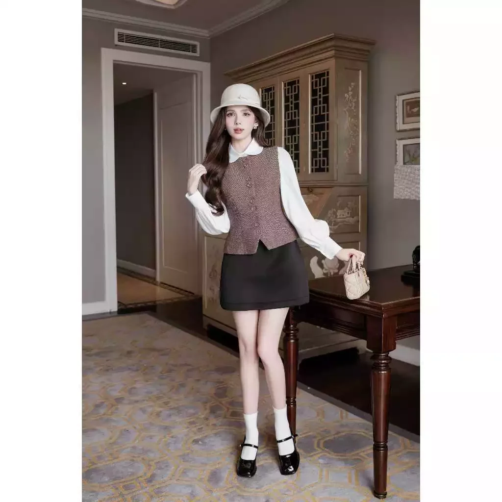 Áo ghi lê dạ dáng ôm