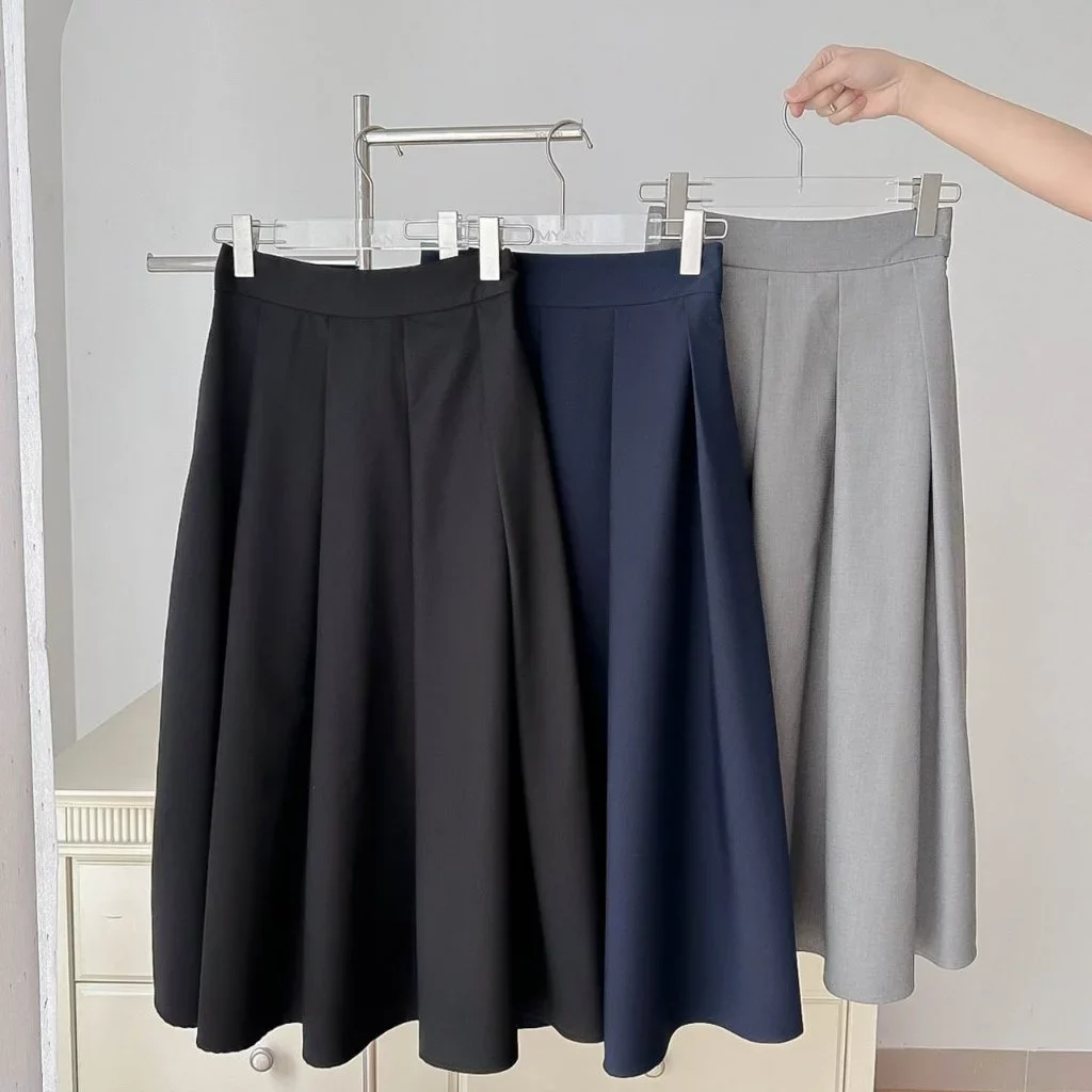 Chân váy xếp ly bản lớn dáng dài