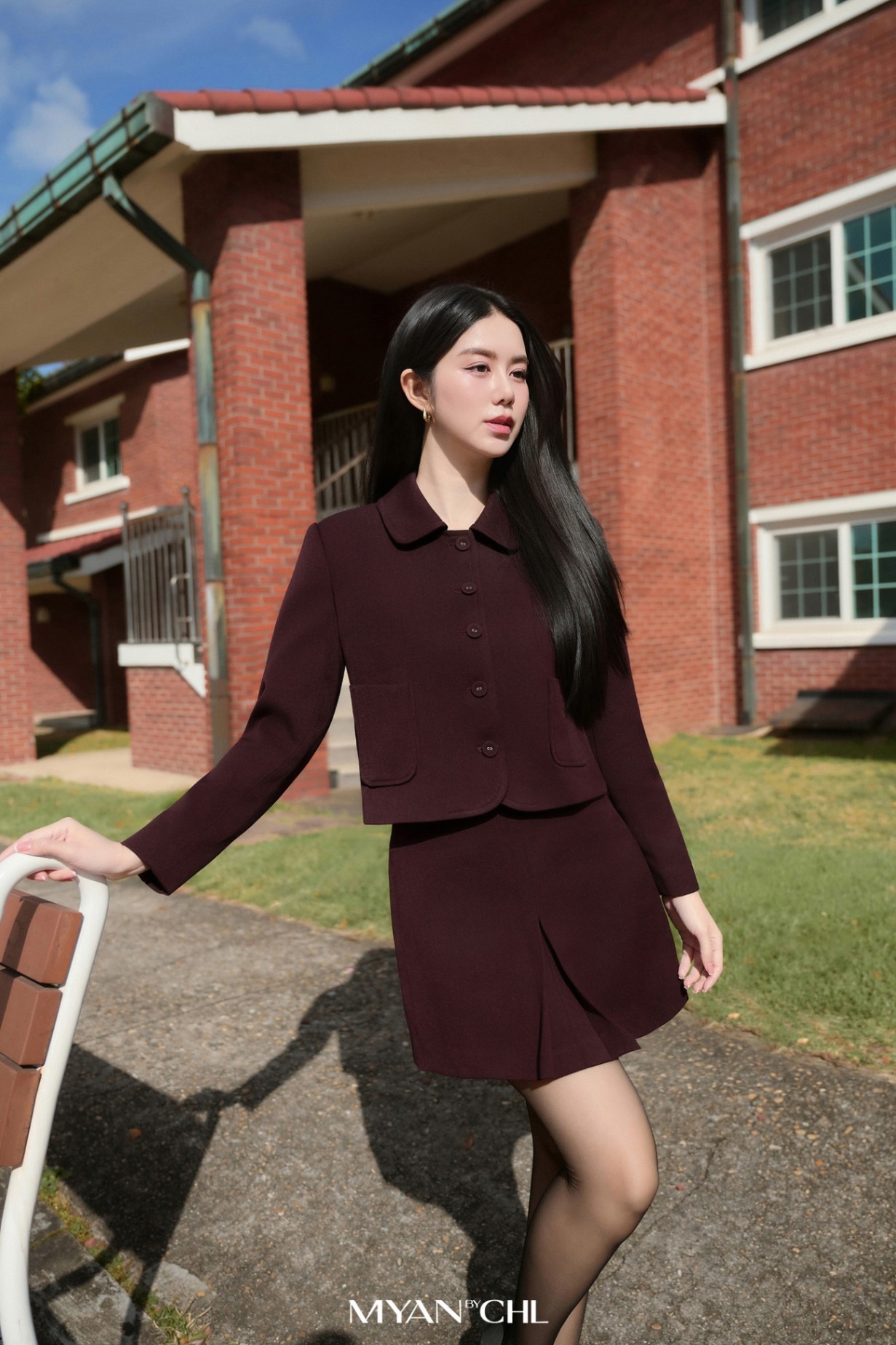 Chân váy ngắn dáng A 1 ly