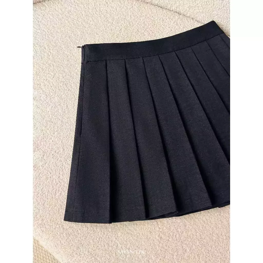 Chân váy kaki dáng ngắn xếp ly