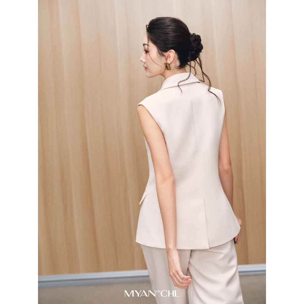 Áo Blazer sát nách cổ bẻ ve