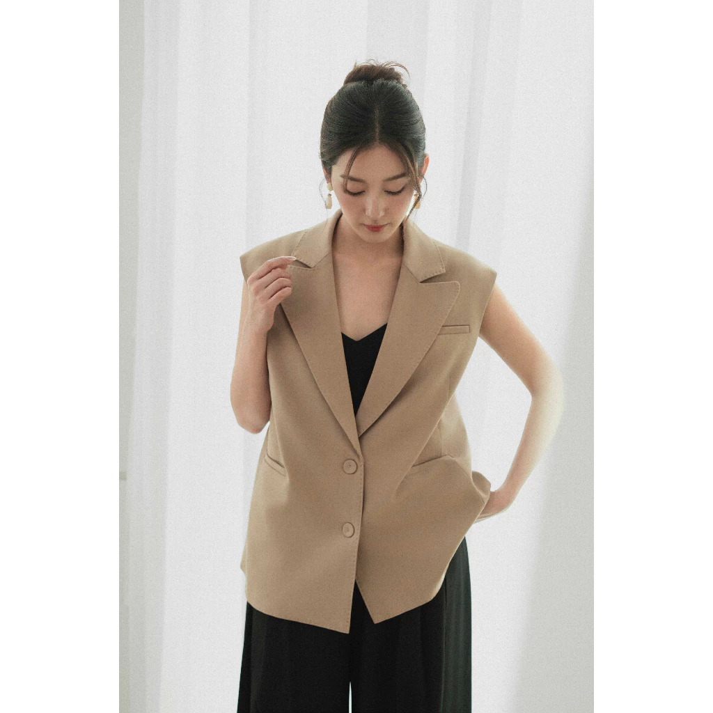 Áo Vest không tay dáng suông