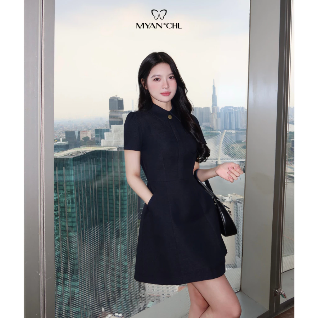 Váy cổ bẻ ngắn tay dáng A