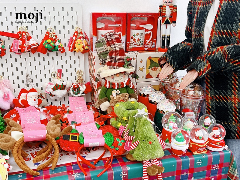 Ghé thăm gian hàng Xmas lung linh tại Moji