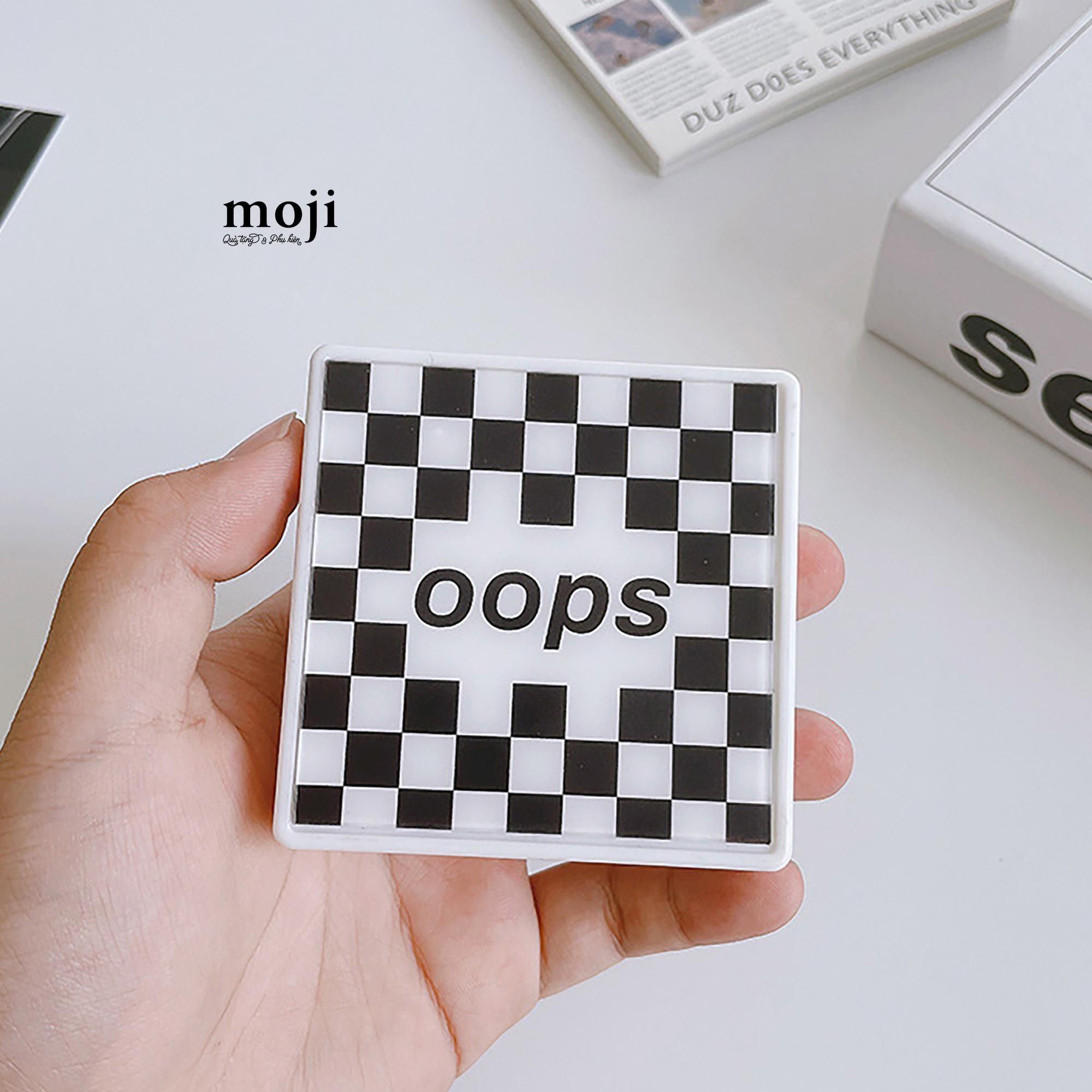 Hộp đựng lens oops caro check pattern