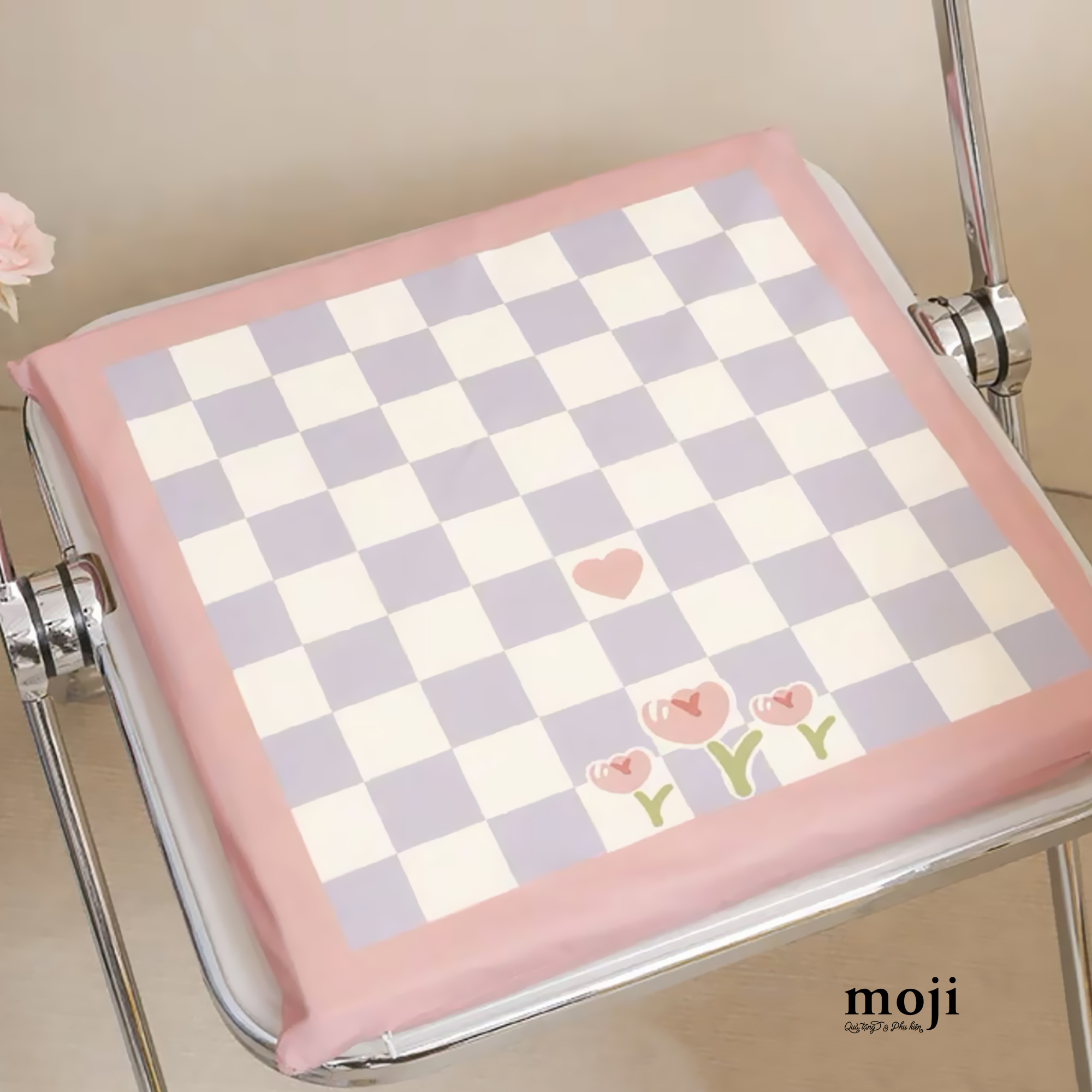Đệm gấu bông Flower heart caro check pattern 36cm