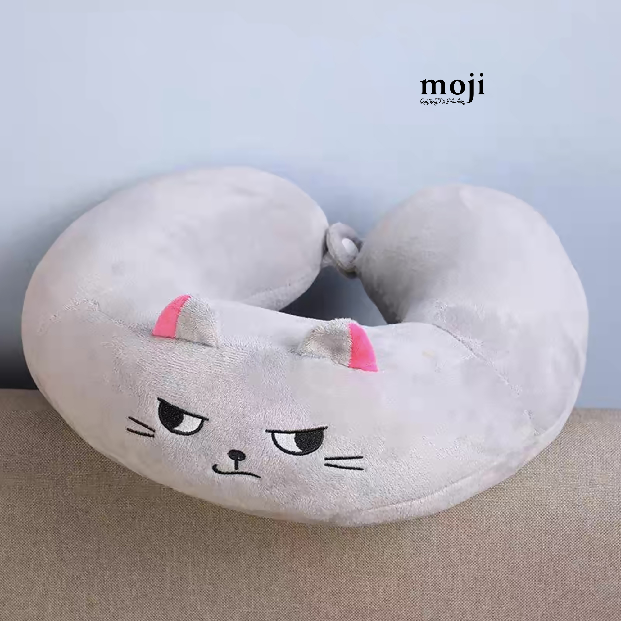 Gấu bông chữ U Cat face emotion có tai