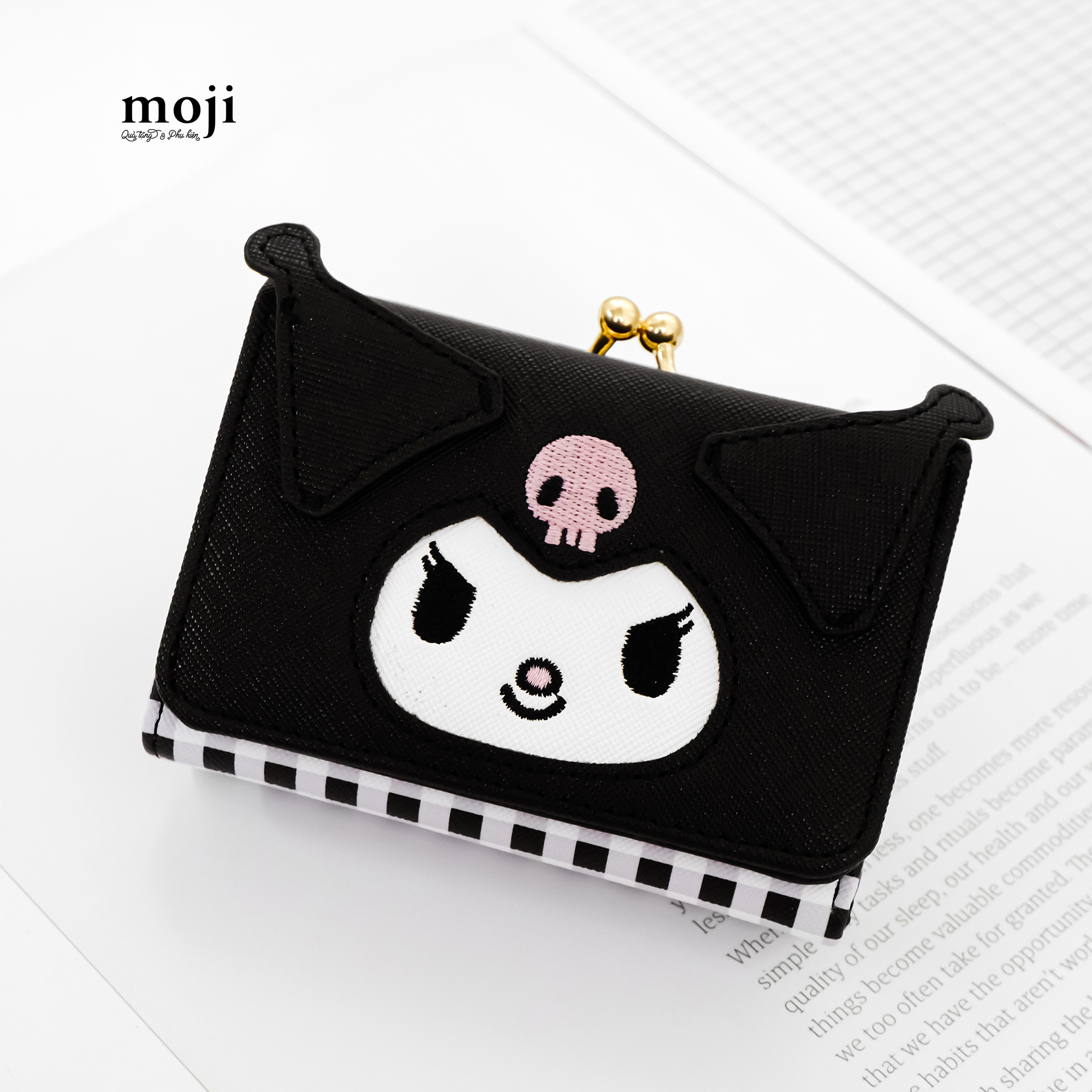 Ví da gập ngắn Sanrio family Kuromi face có tai kẻ ô cao cấp 3x8x11