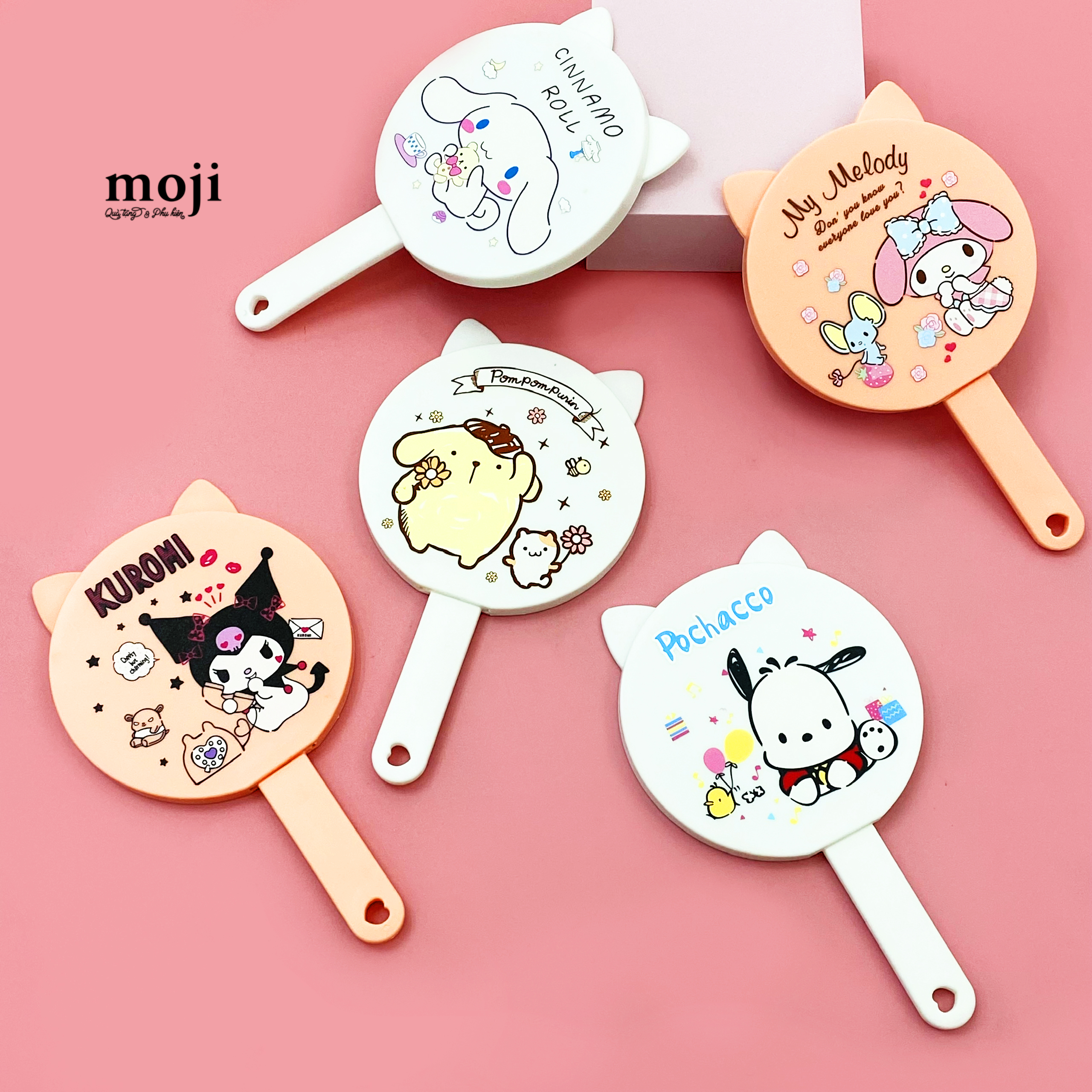 Gương cầm tay Sanrio family little friends có tai cán lược 10x18