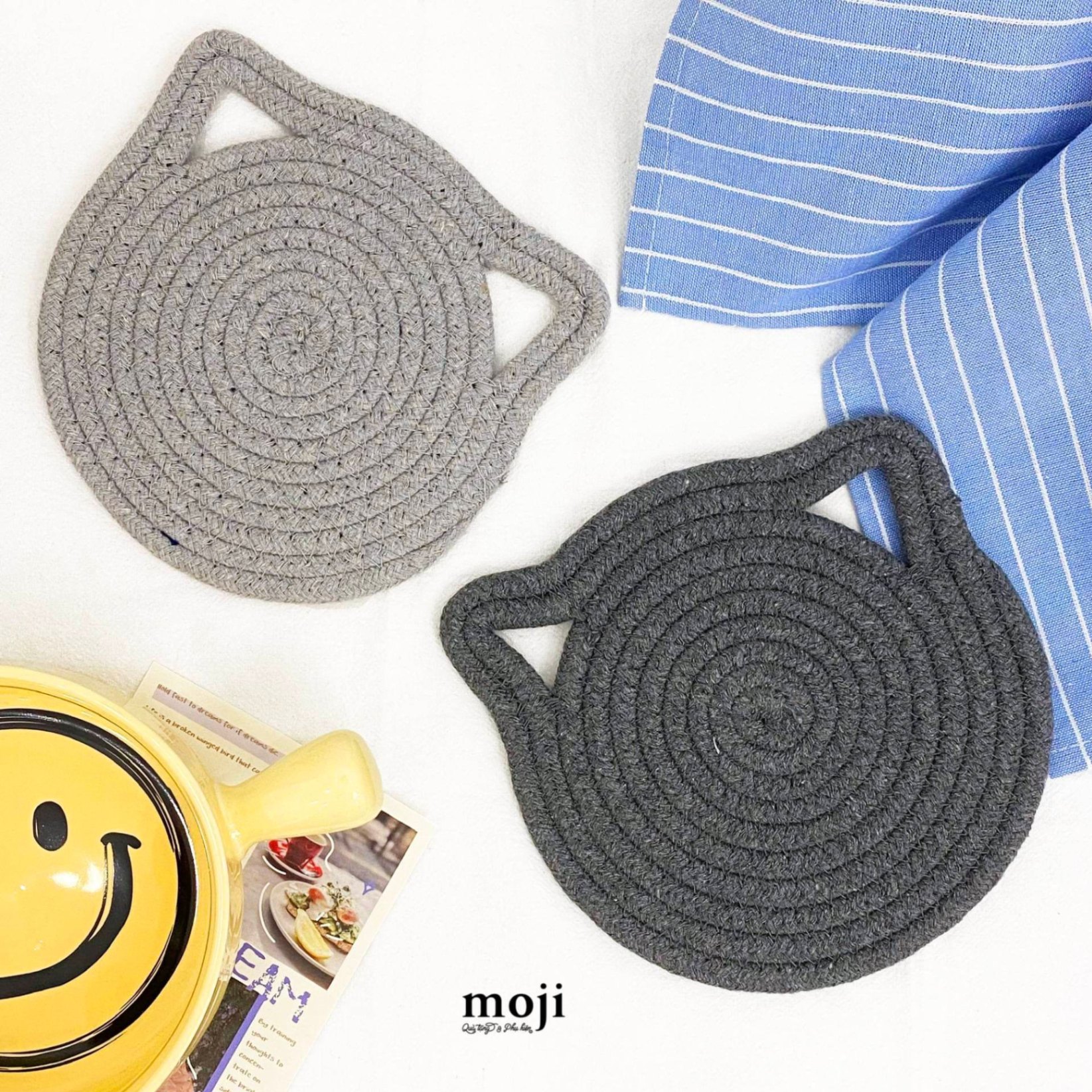 Lót bàn ăn lót nồi chống nóng Cat face one color có tai 18cm