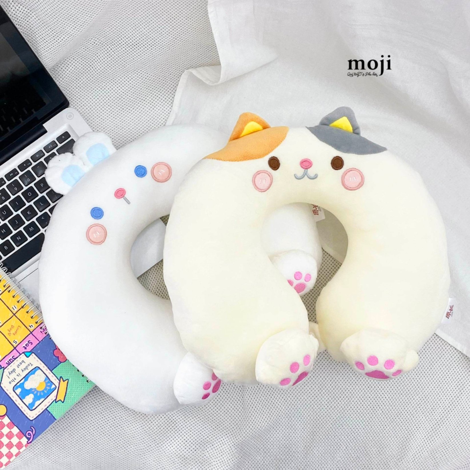 Gấu bông chữ U Cat rabbit face má hồng chân nhỏ có tai