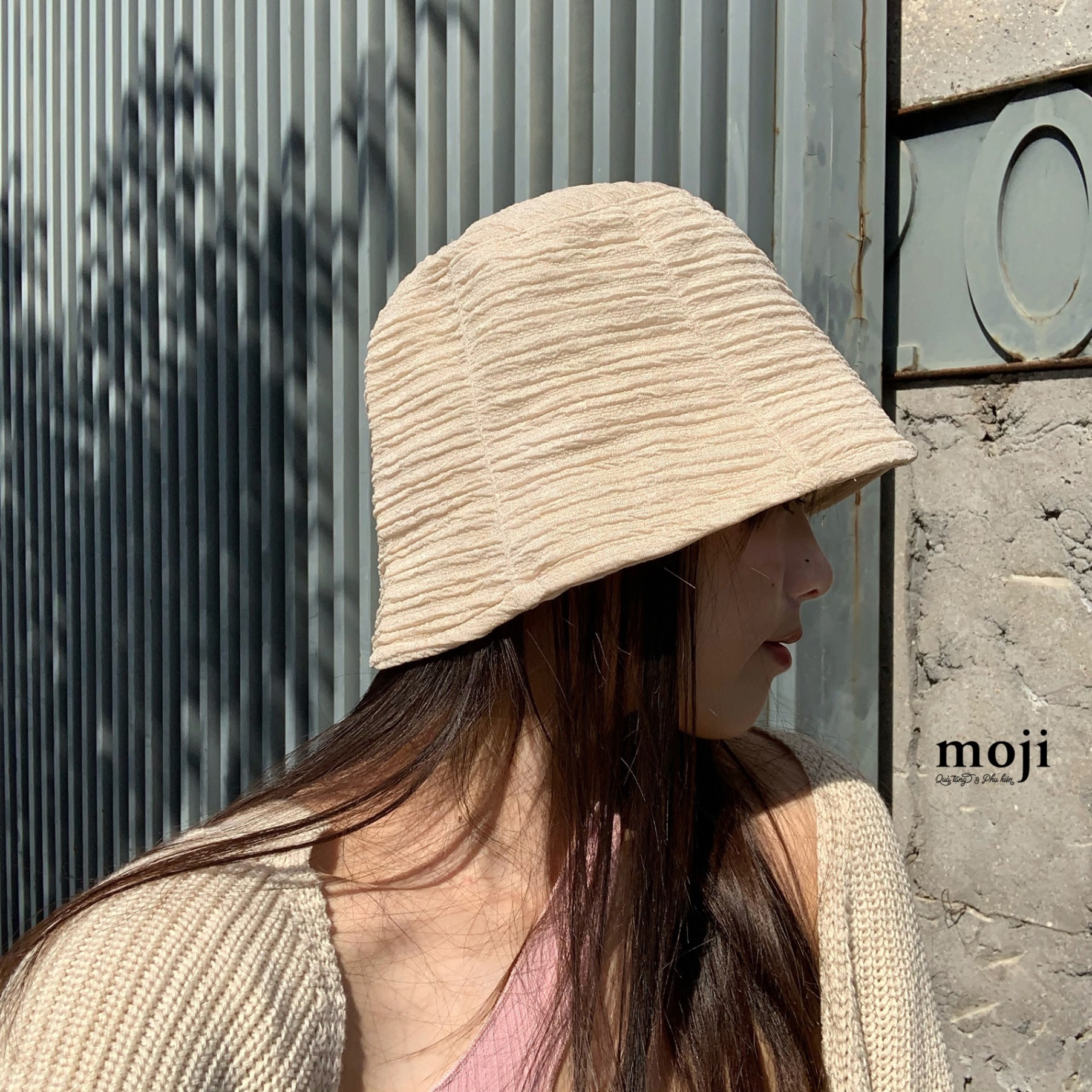 Mũ nón bucket Horizontal stripes wrinkled fabric one color