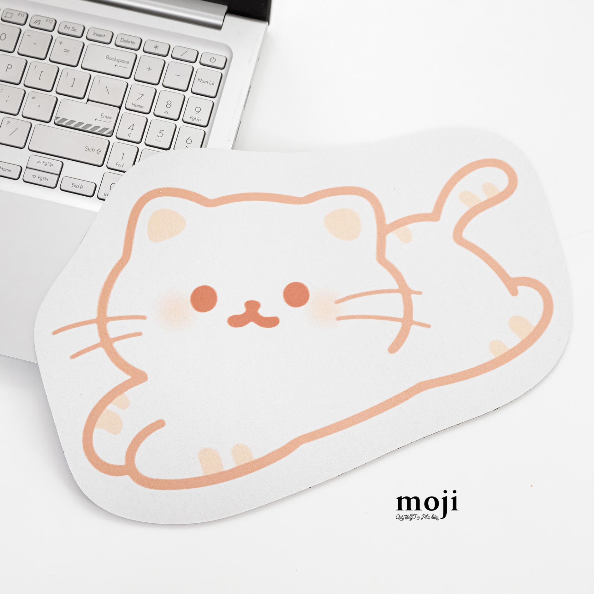 Lót chuột Lying cat 18x29