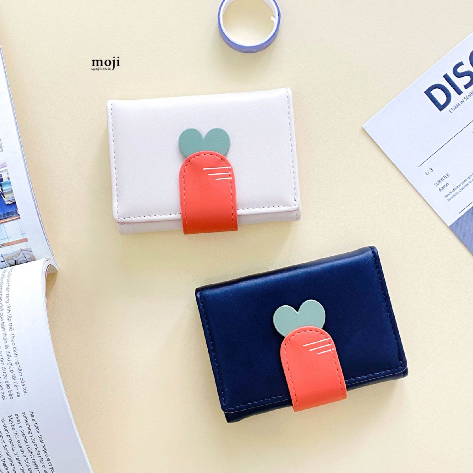 Ví da gập ngắn Carrot nền màu 8x10