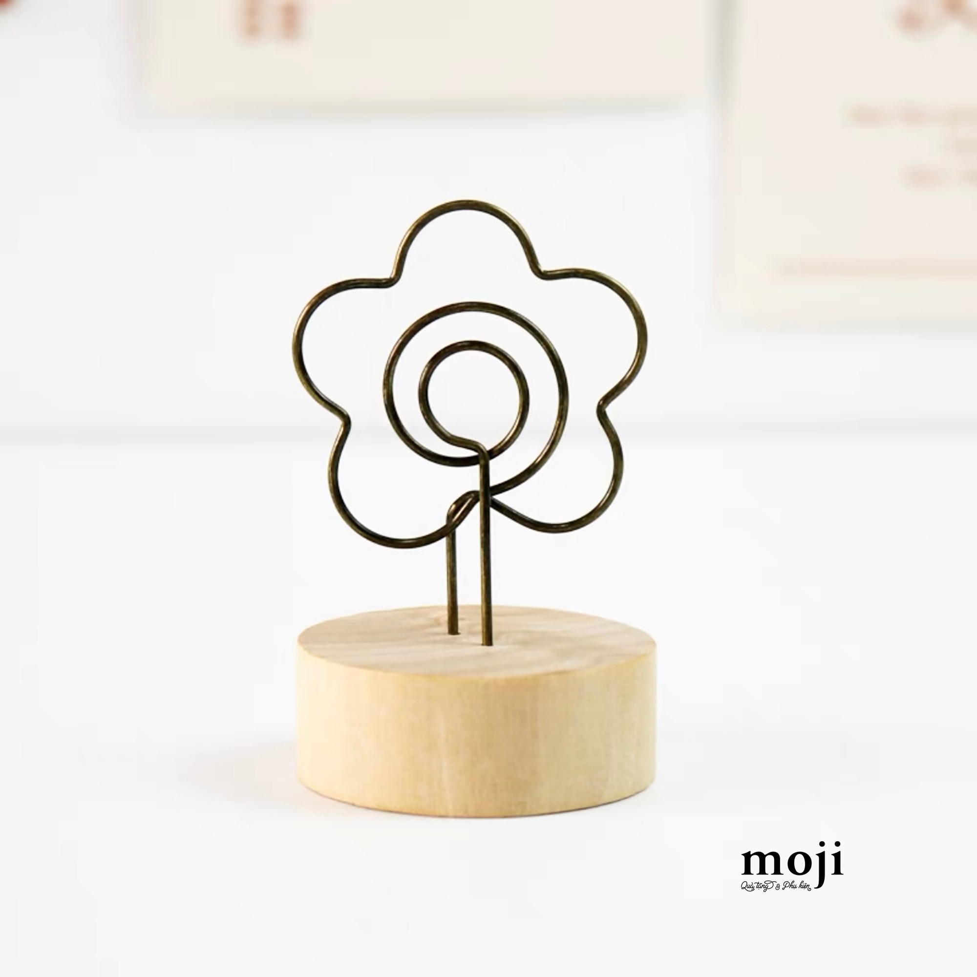 Kẹp ảnh trang trí Basic flower đế gỗ