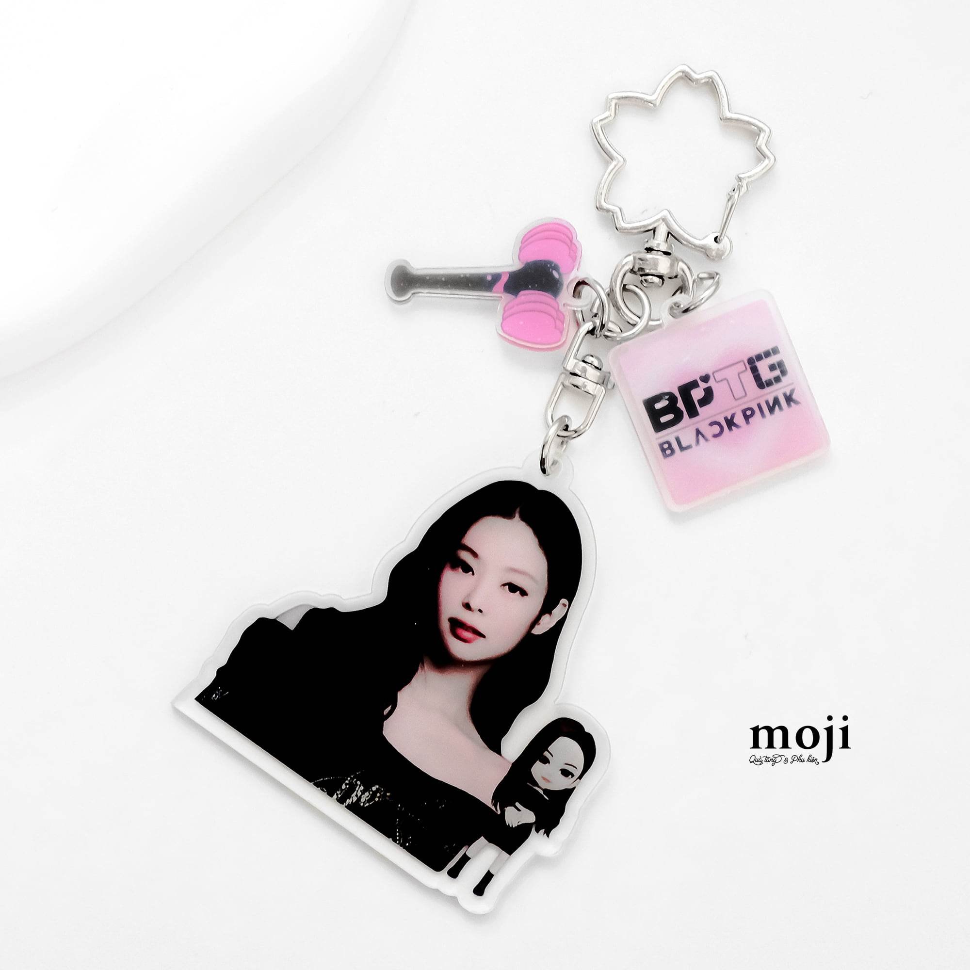Móc khóa idol BLACKPINK Jennie THE GAME lightstick 150523