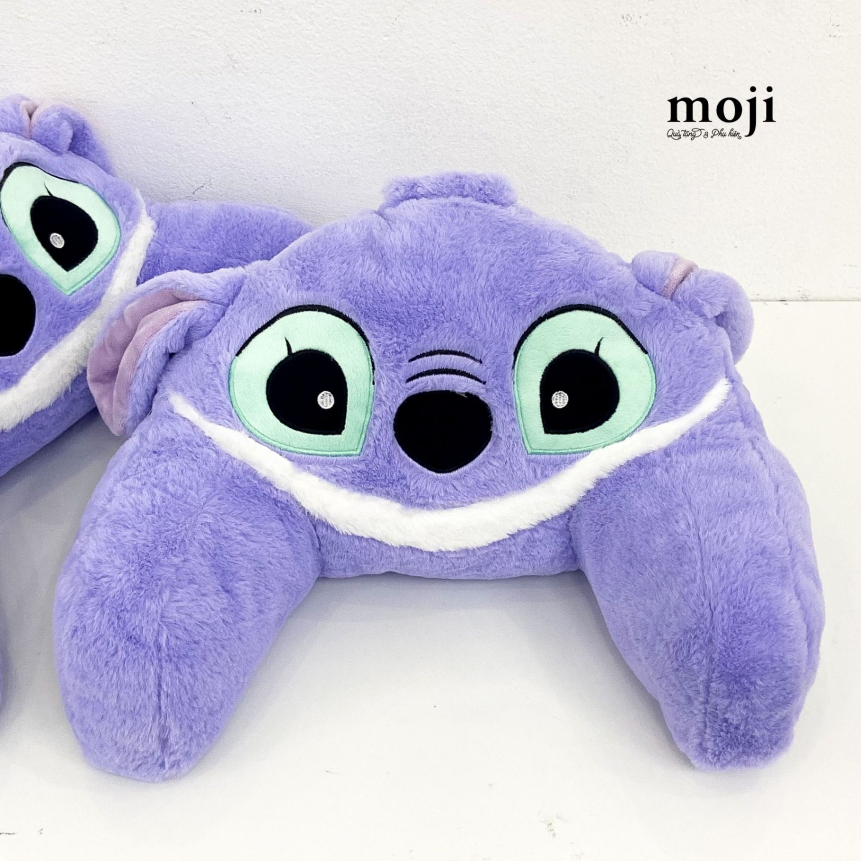 Gấu bông tựa lưng Purple Stitch có tai 40x50
