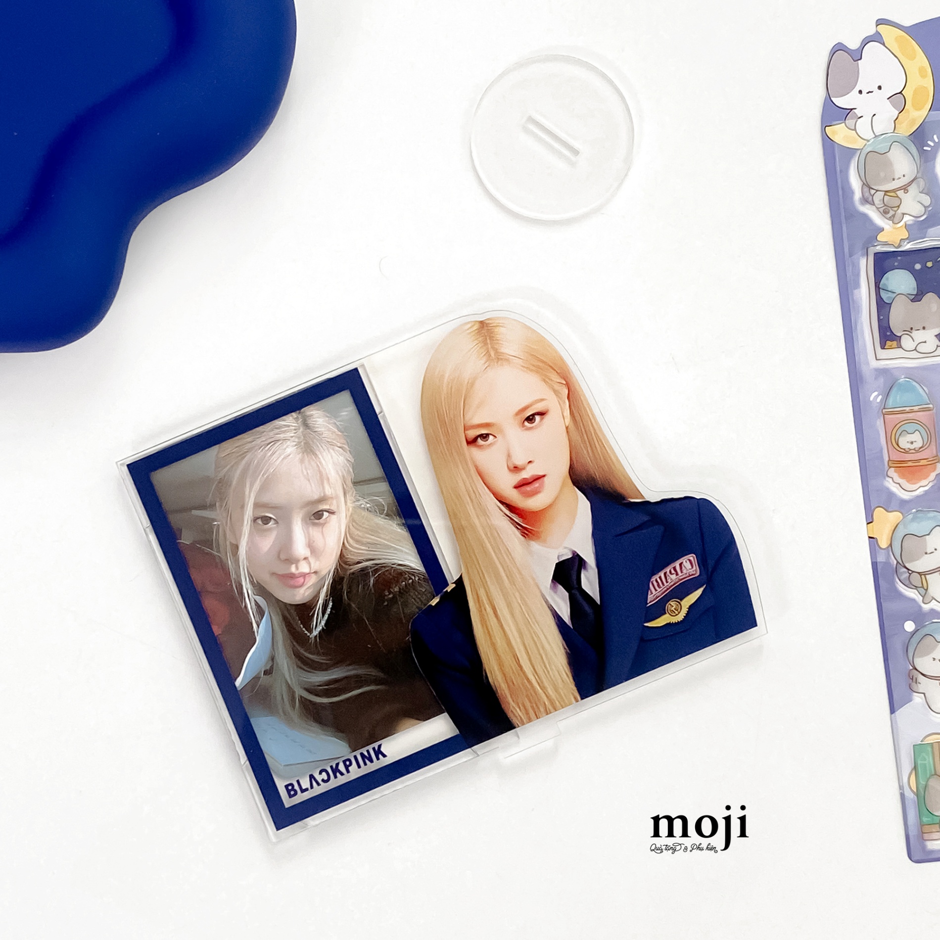 Khung ảnh trang trí acrylic idol BLACKPINK Rosé uniform 10x13