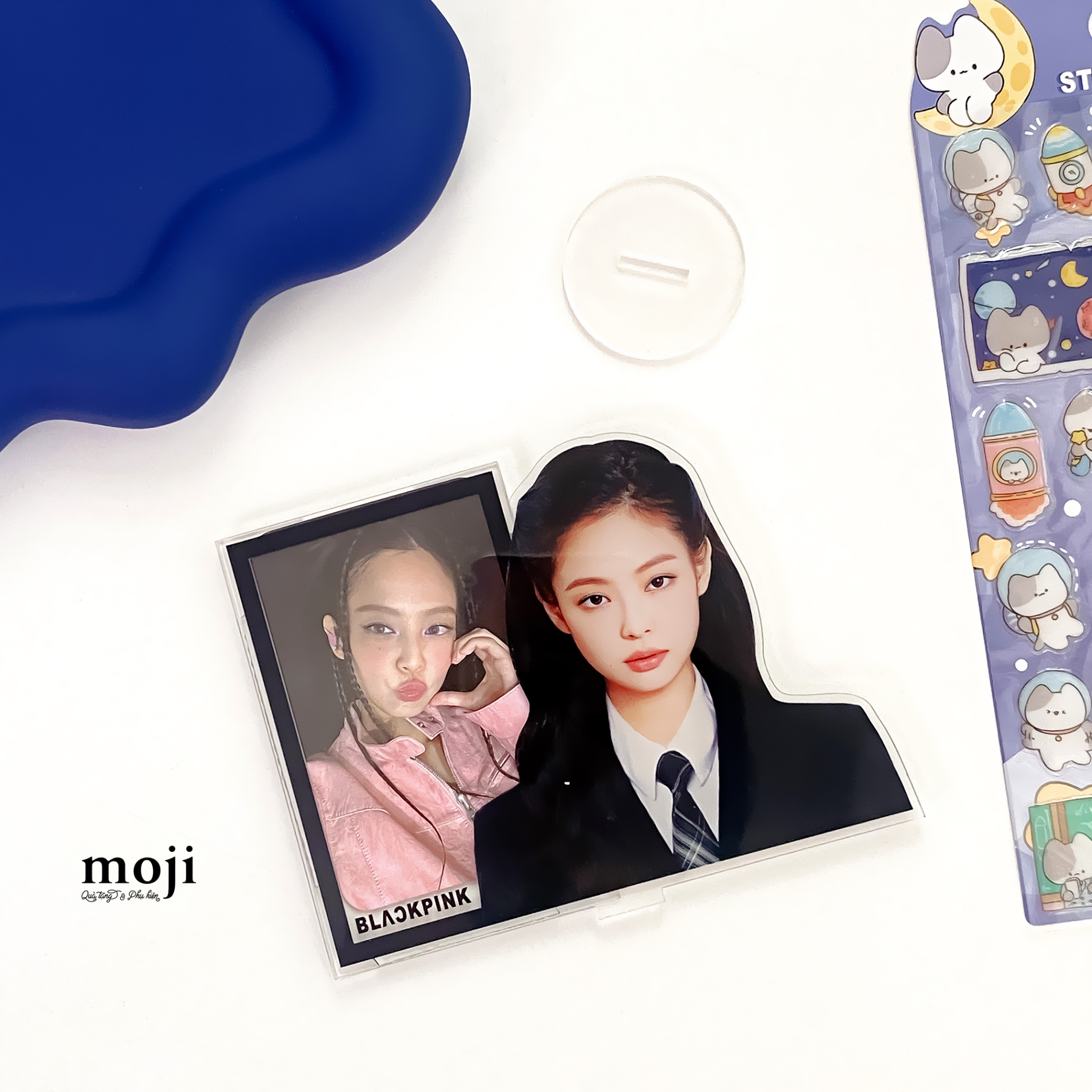 Khung ảnh trang trí acrylic idol BLACKPINK Jennie uniform 10x13