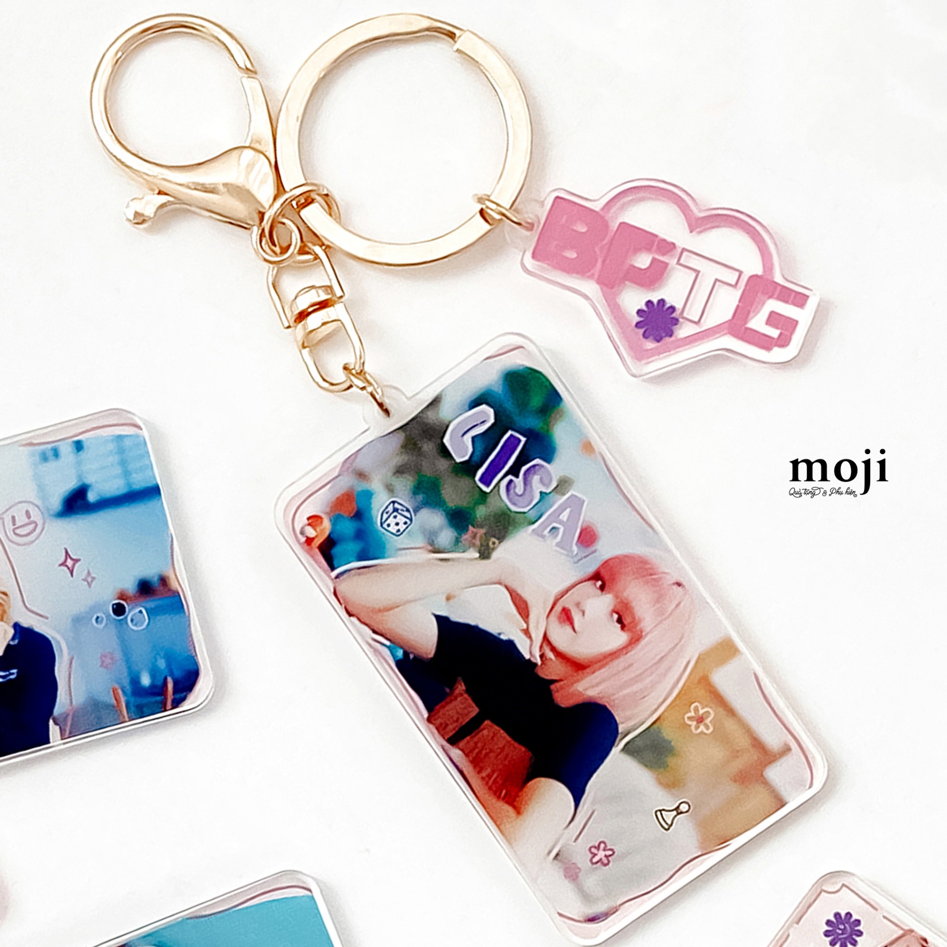 Móc khóa idol BLACKPINK Lisa THE GAME square