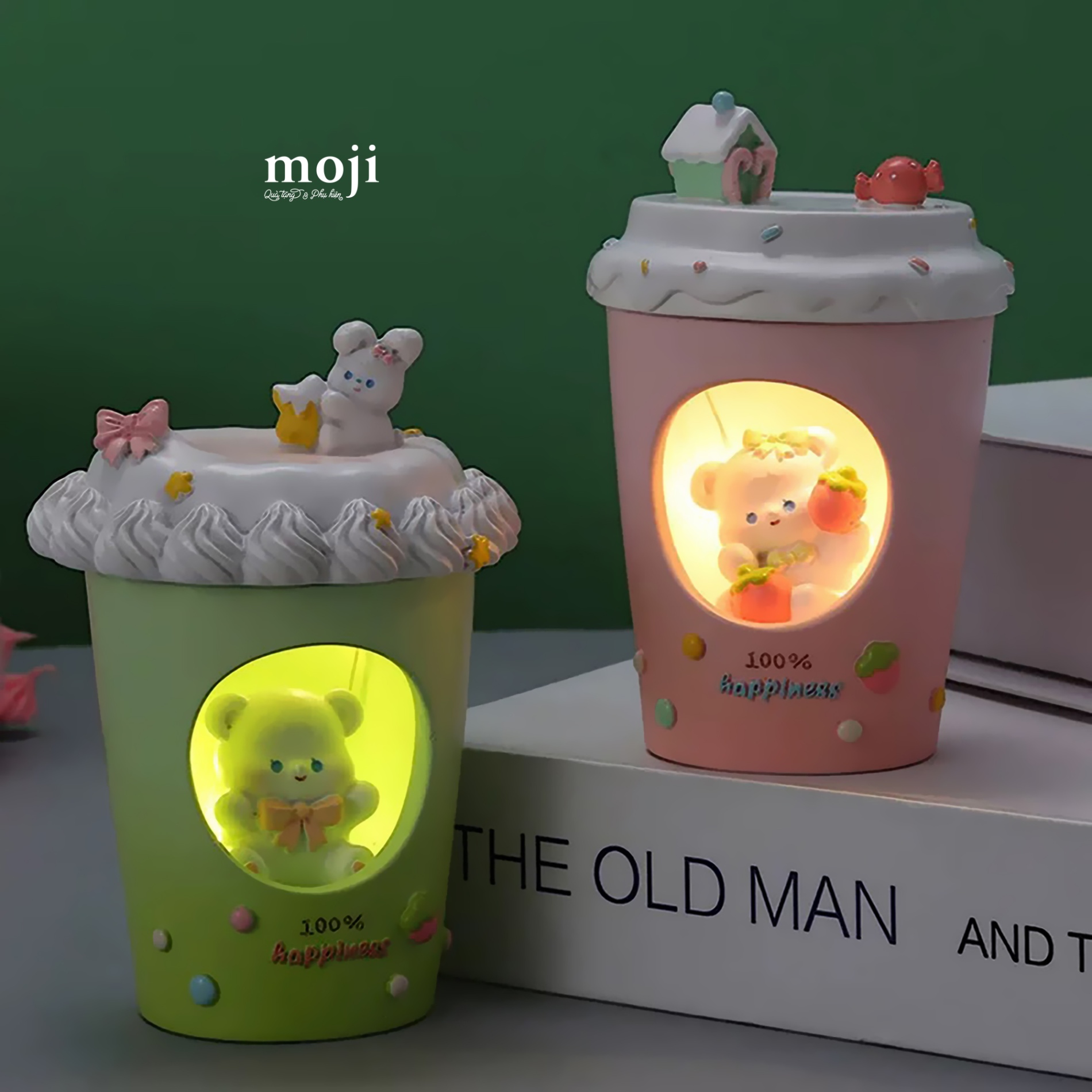 Đèn ngủ led trang trí Baby bear inside the happiness cup dùng pin 5x7x11