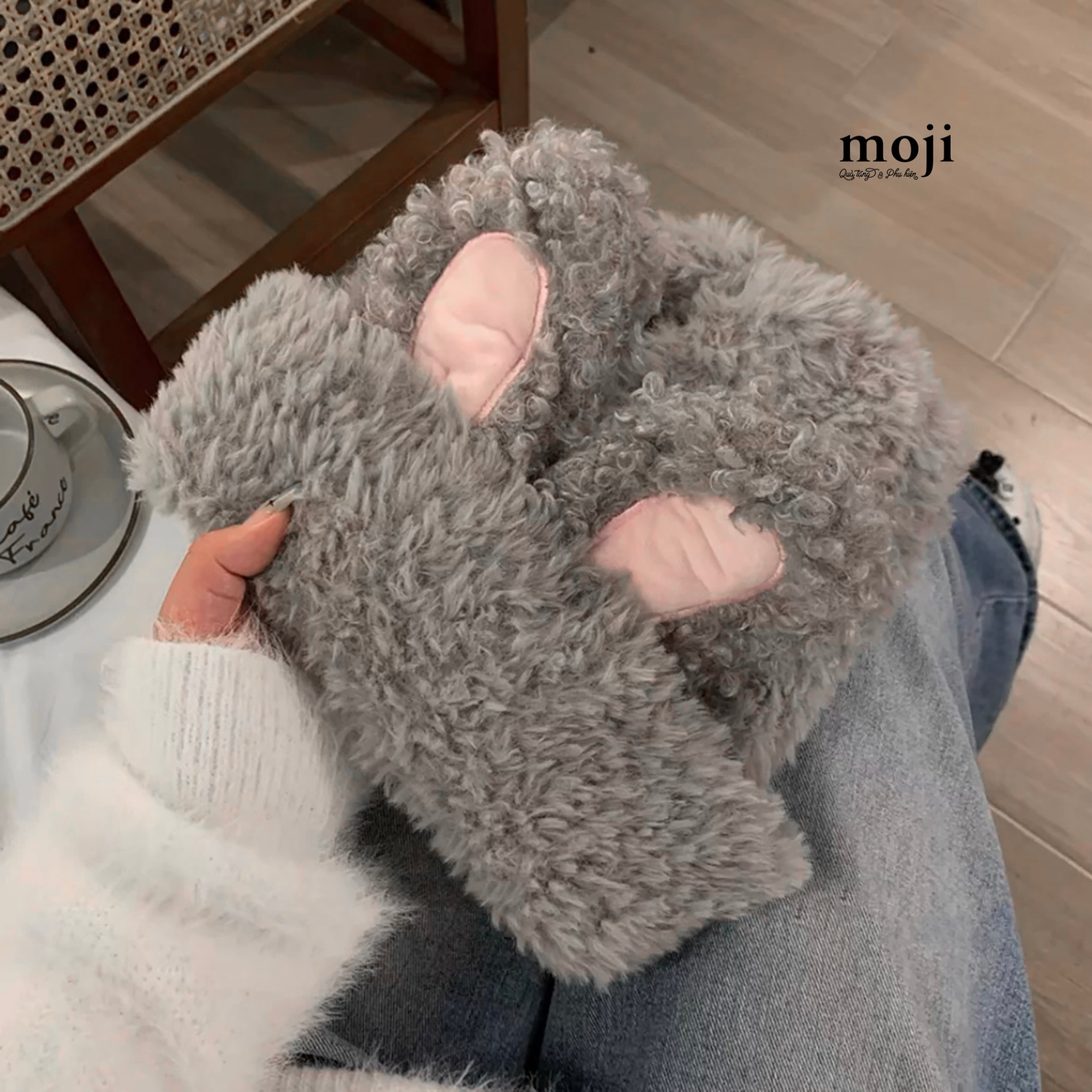 ThumbnailUri