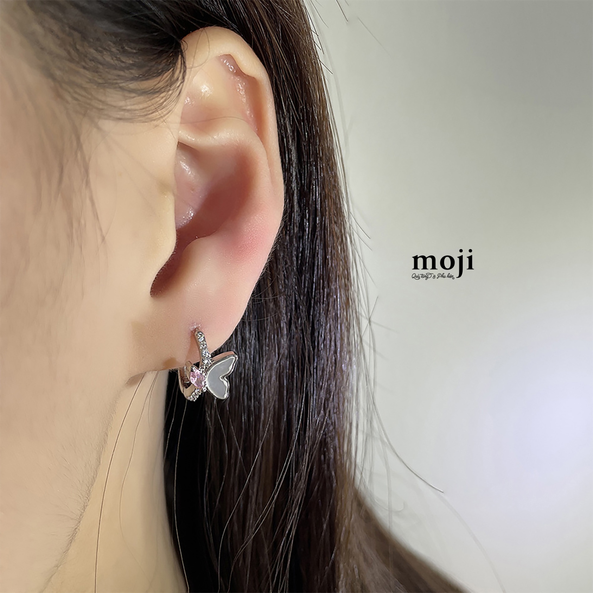 Khuyên tai mạ bạc lẻ Half a butterfly wing