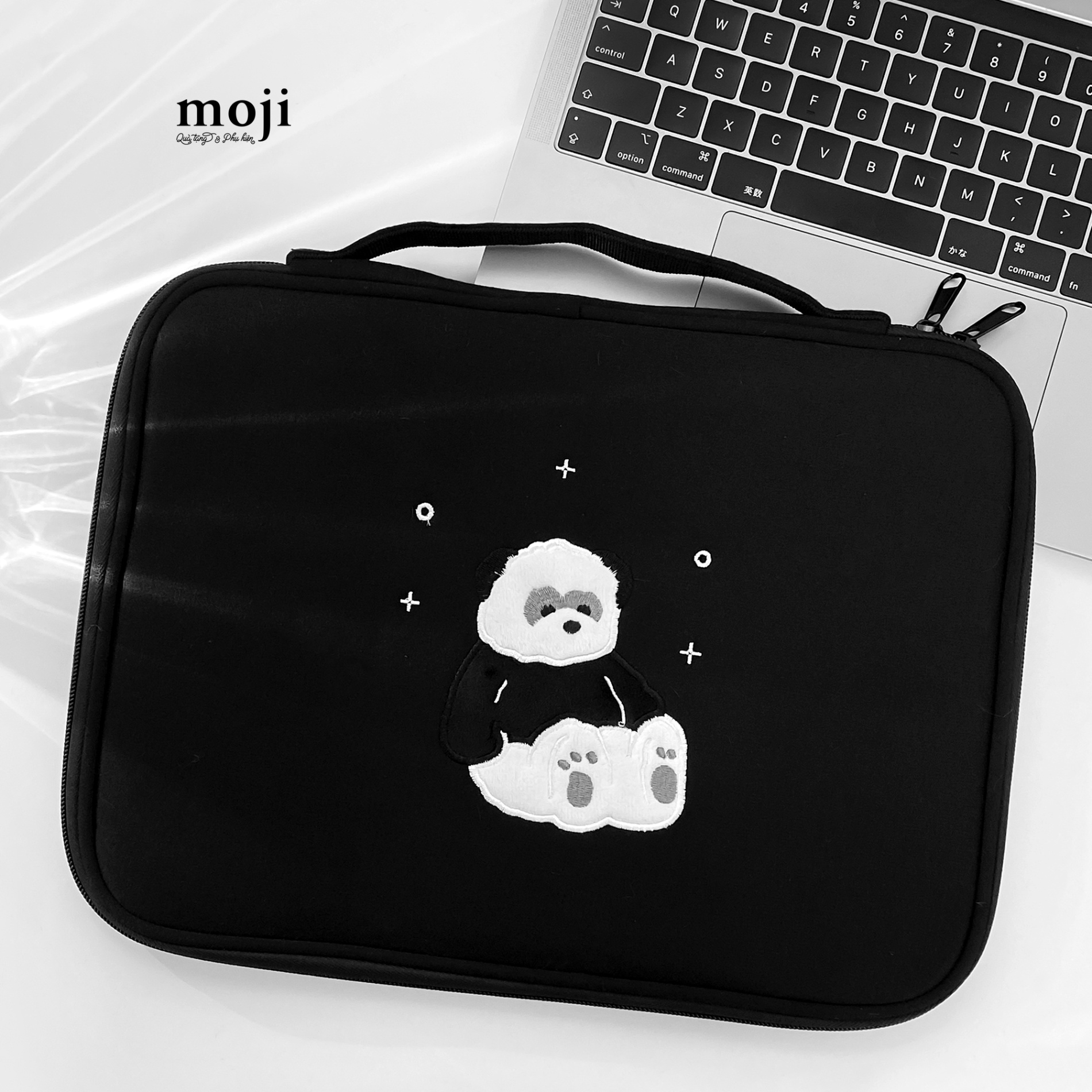 Đựng laptop 13inch Gấu trúc Panda bear little XO nền màu có quai chống sốc cao cấp 26x35