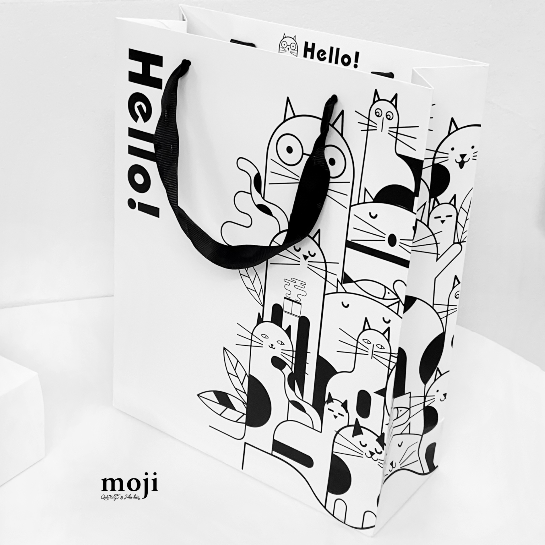 Bao túi quà Hello black and white cat 10x25x32