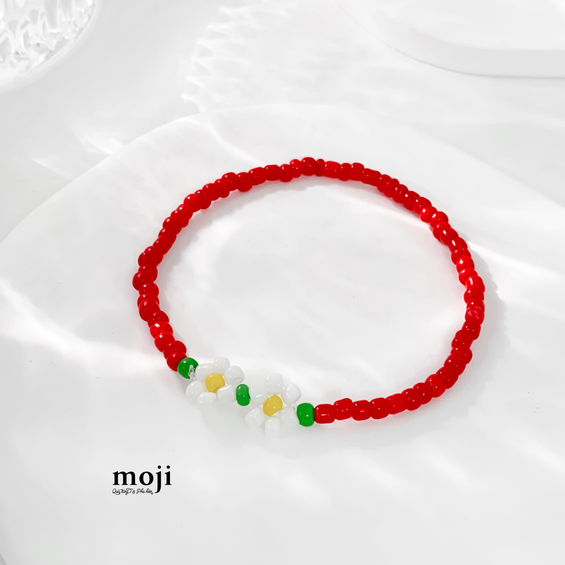 Vòng tay MJ Double flower chuỗi hạt tròn 1 màu