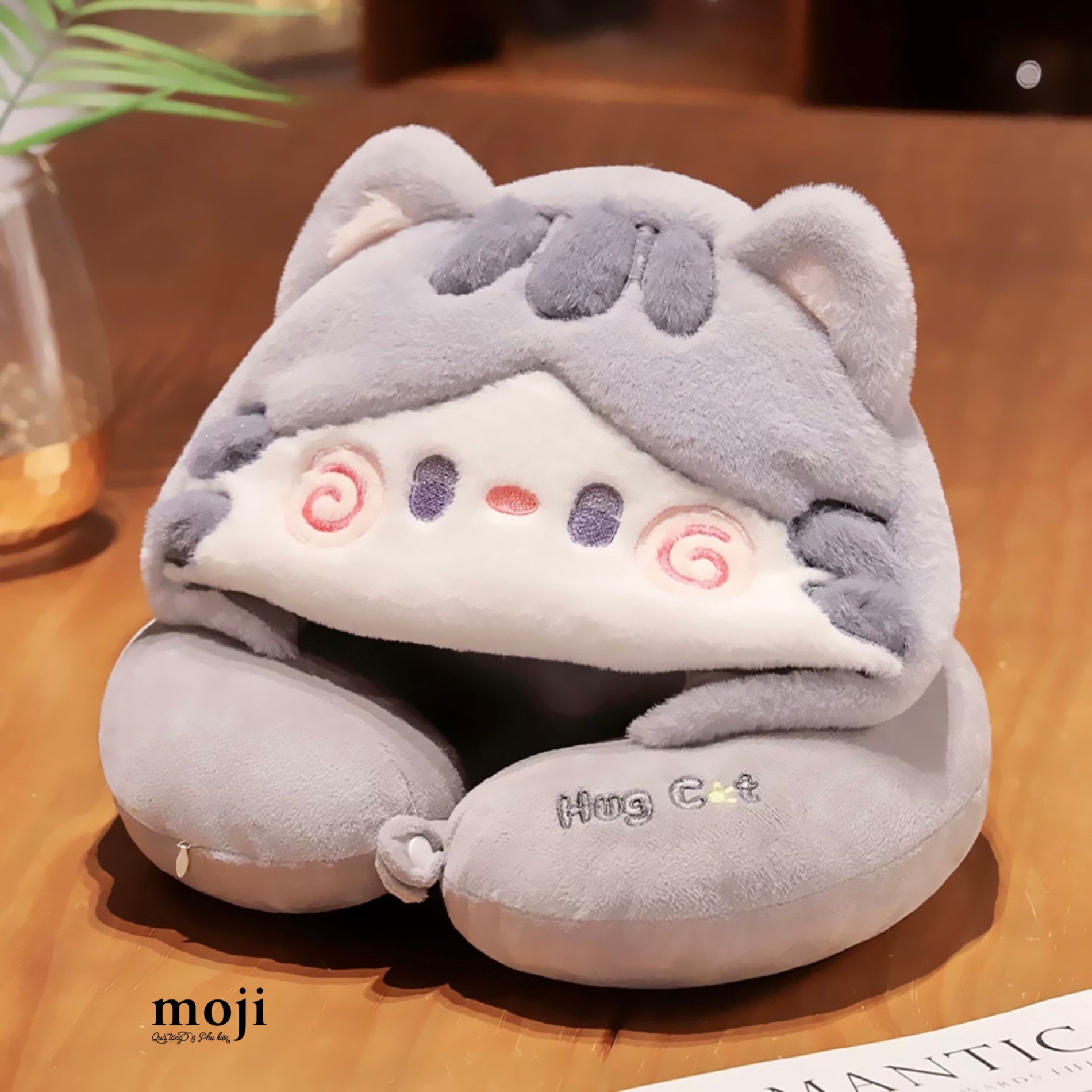 Gấu bông chữ U có mũ Cute cat helix face hug cat