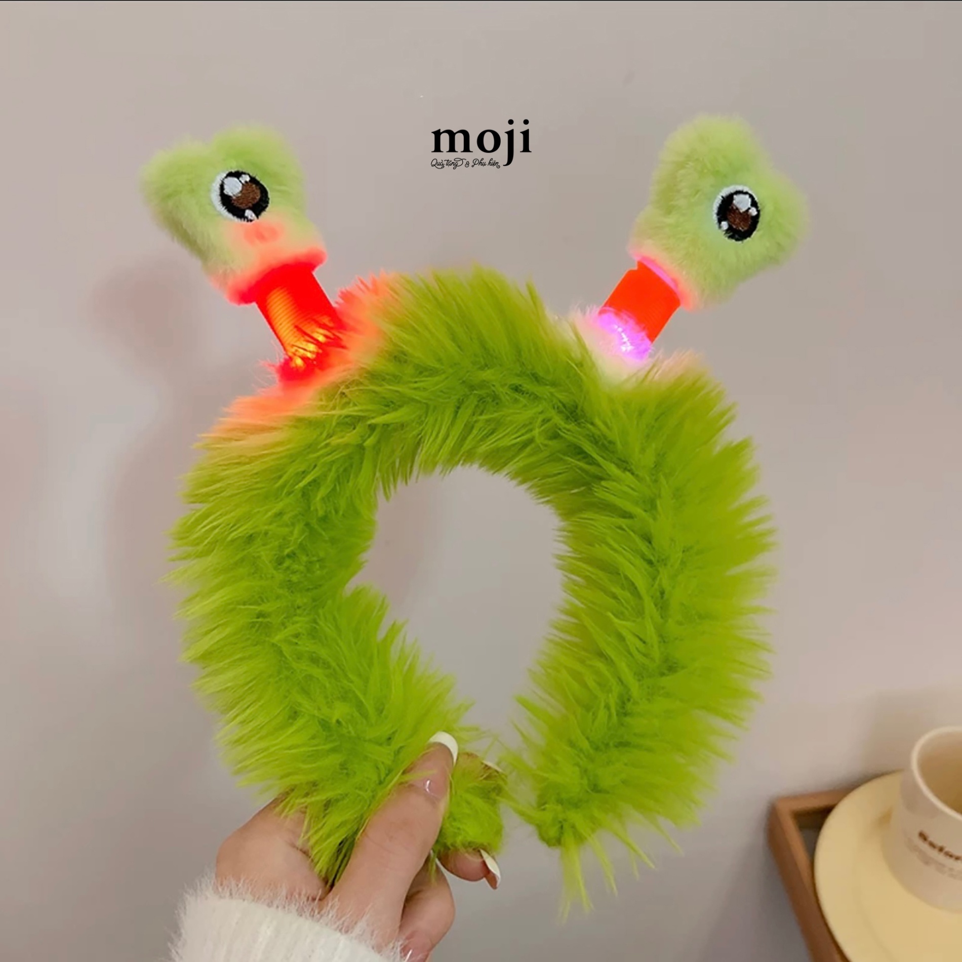 ThumbnailUri