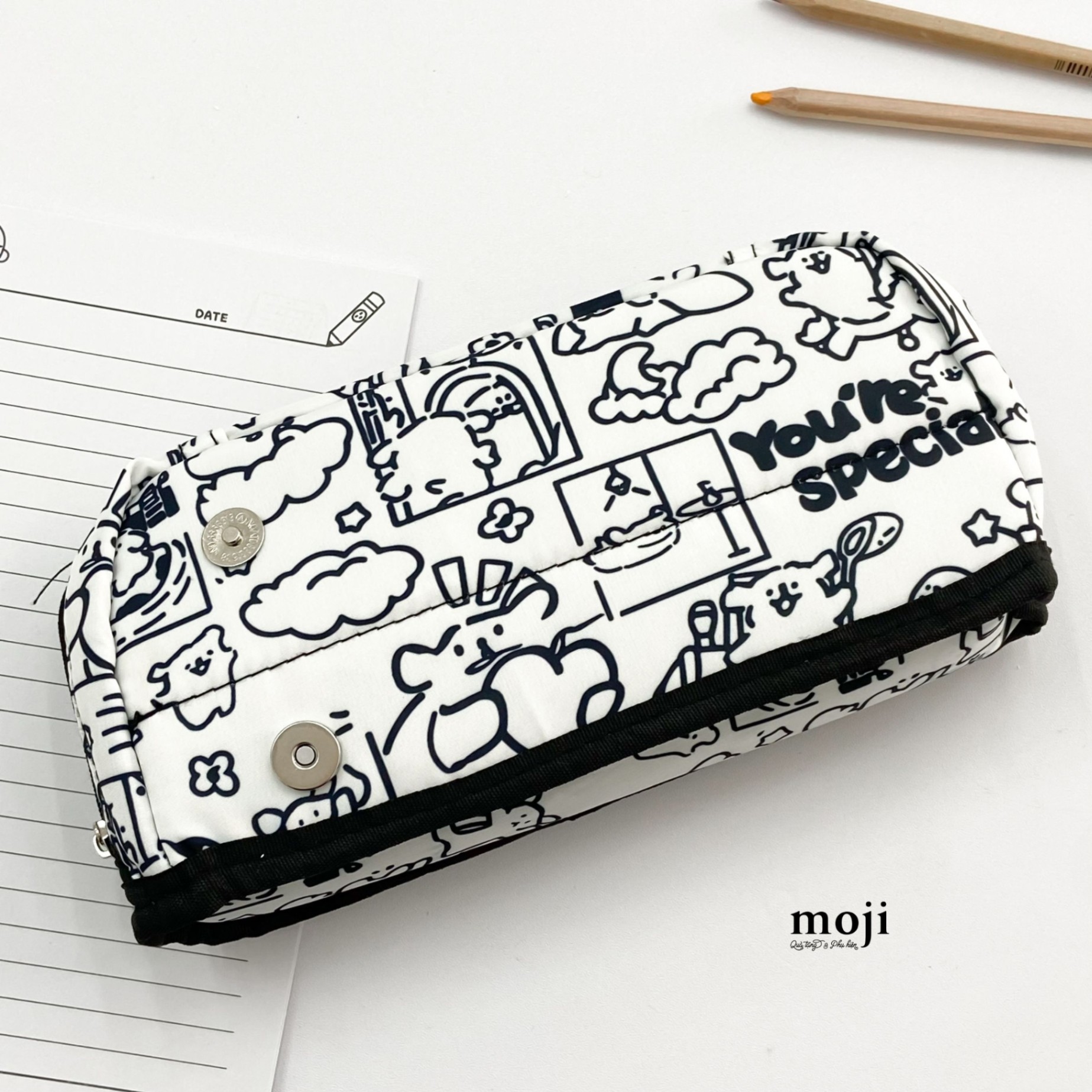 Hộp bút lớn Black and white dog you can do it 11x23