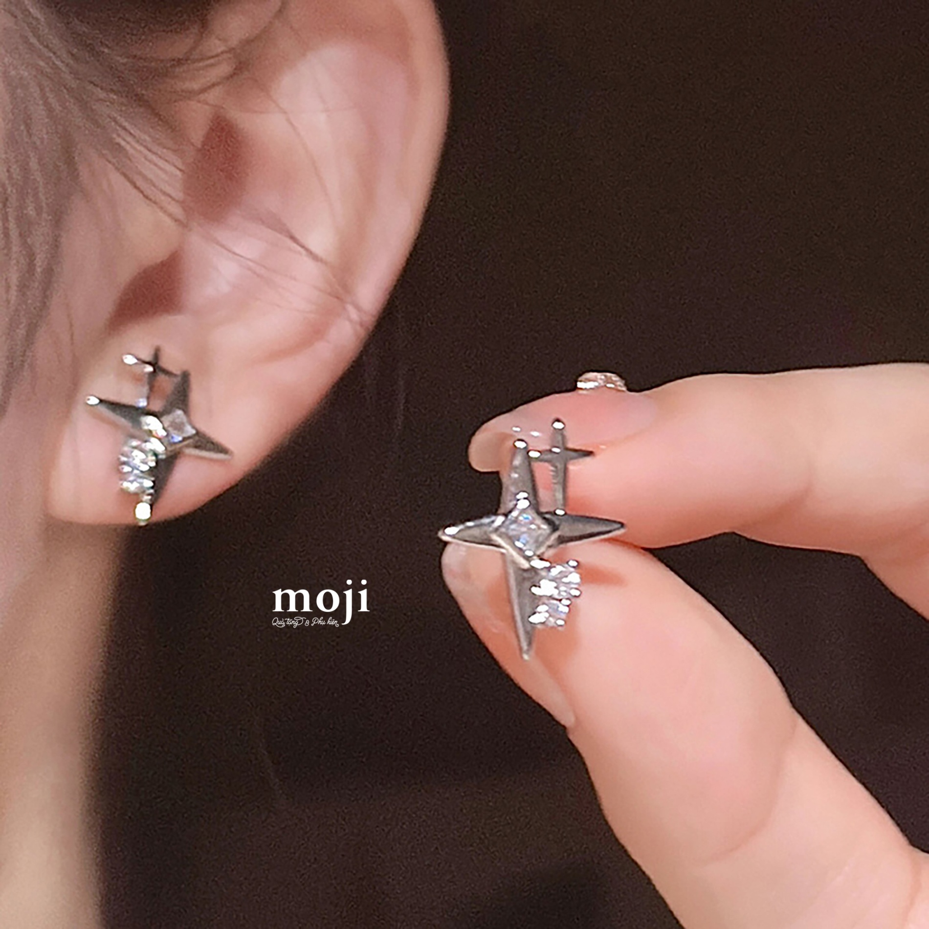 Khuyên tai mạ bạc Twinkle star ngôi sao đính đá