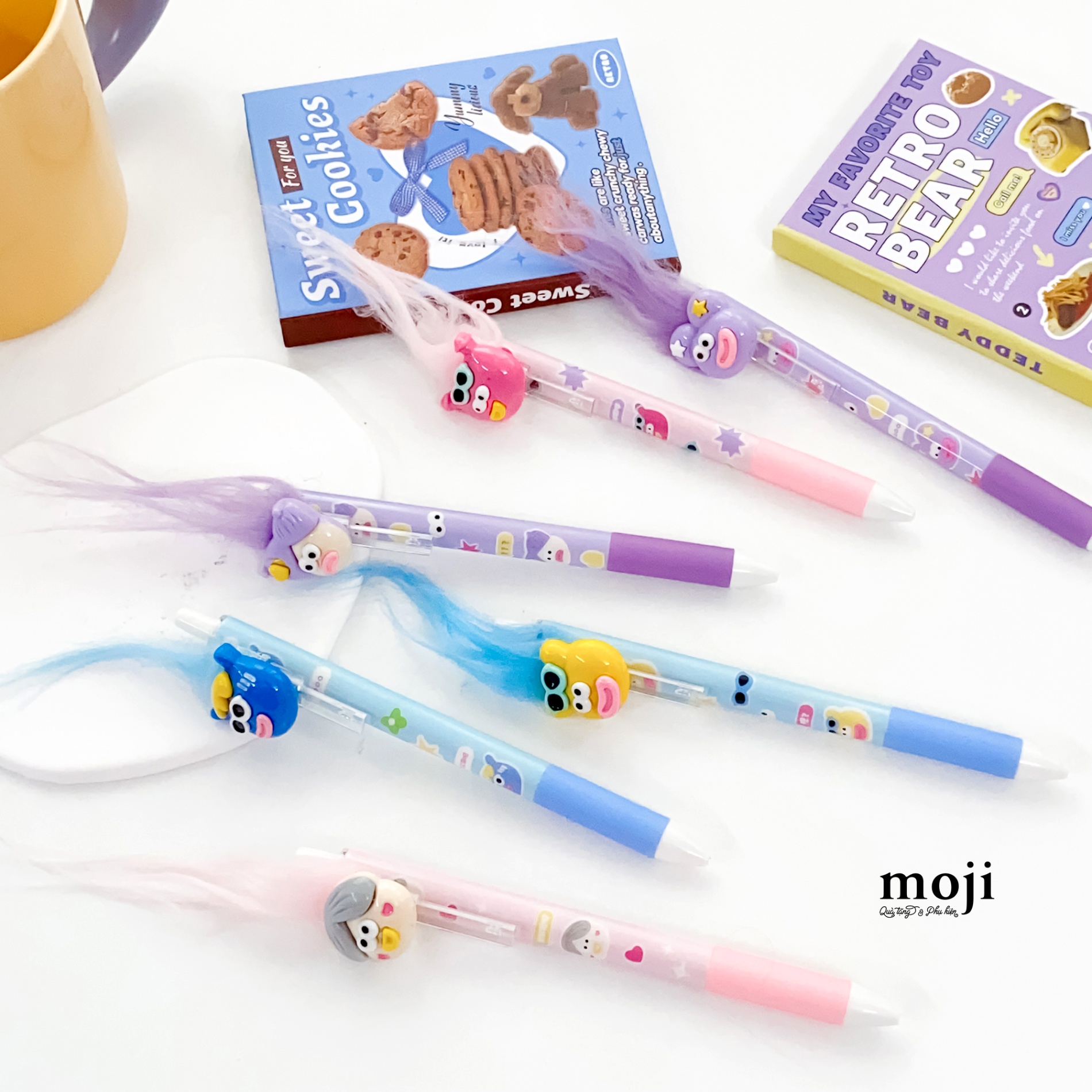 Bút viết Funny vibes colorful face big eyes môi dày có tóc