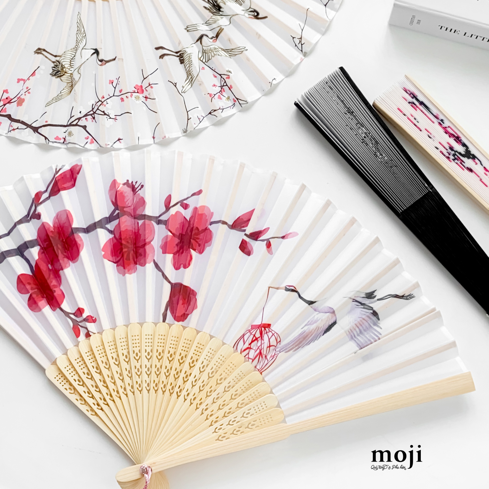 Quạt xòe MJ Chim hạc lồng đèn hoa lớn