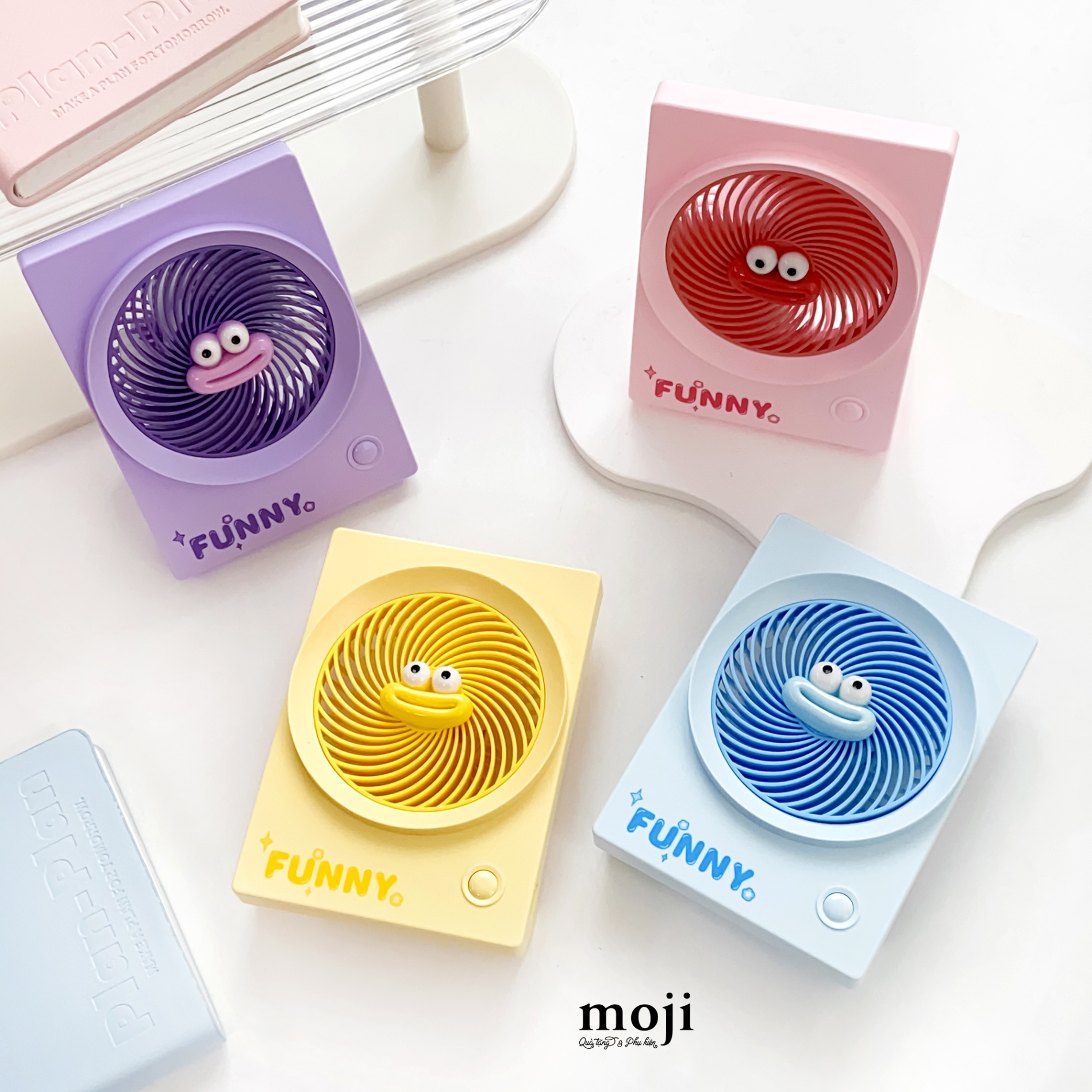 Quạt USB để bàn sạc tích điện Funny vibes big eyes môi dày dáng vuông