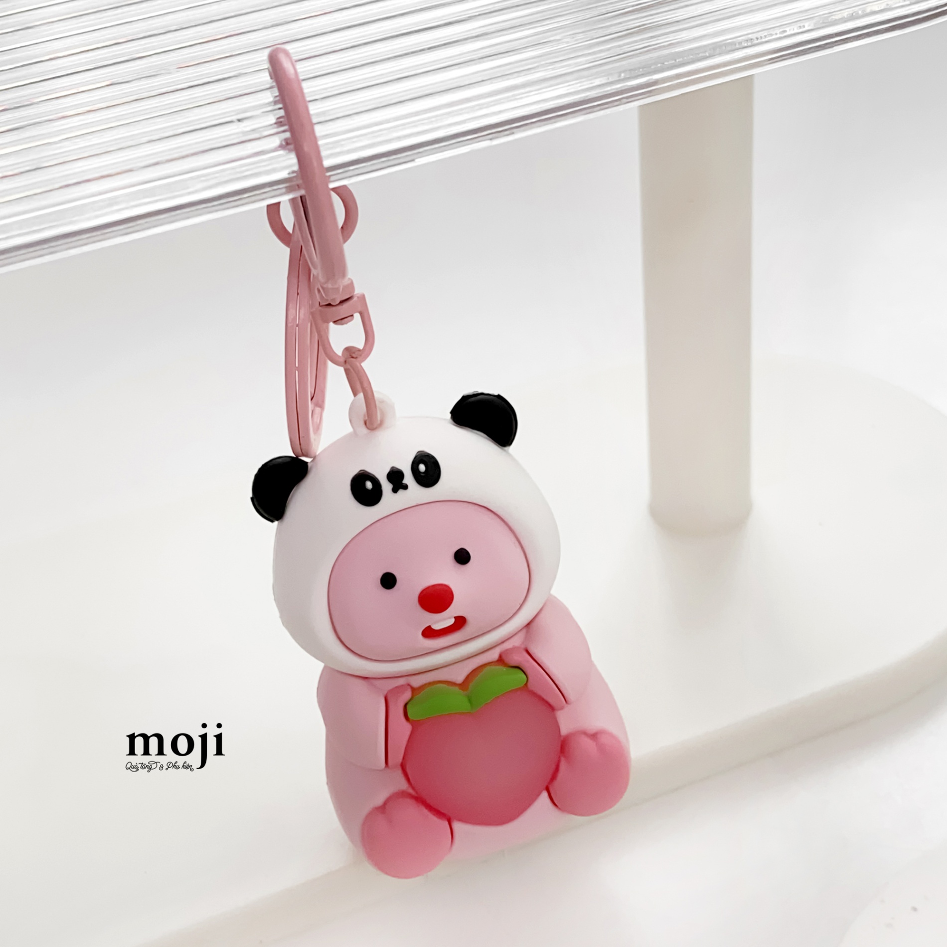 Móc khóa đèn led Hải ly Loopy cosplay gấu trúc Panda bear hug fruit peach leng keng