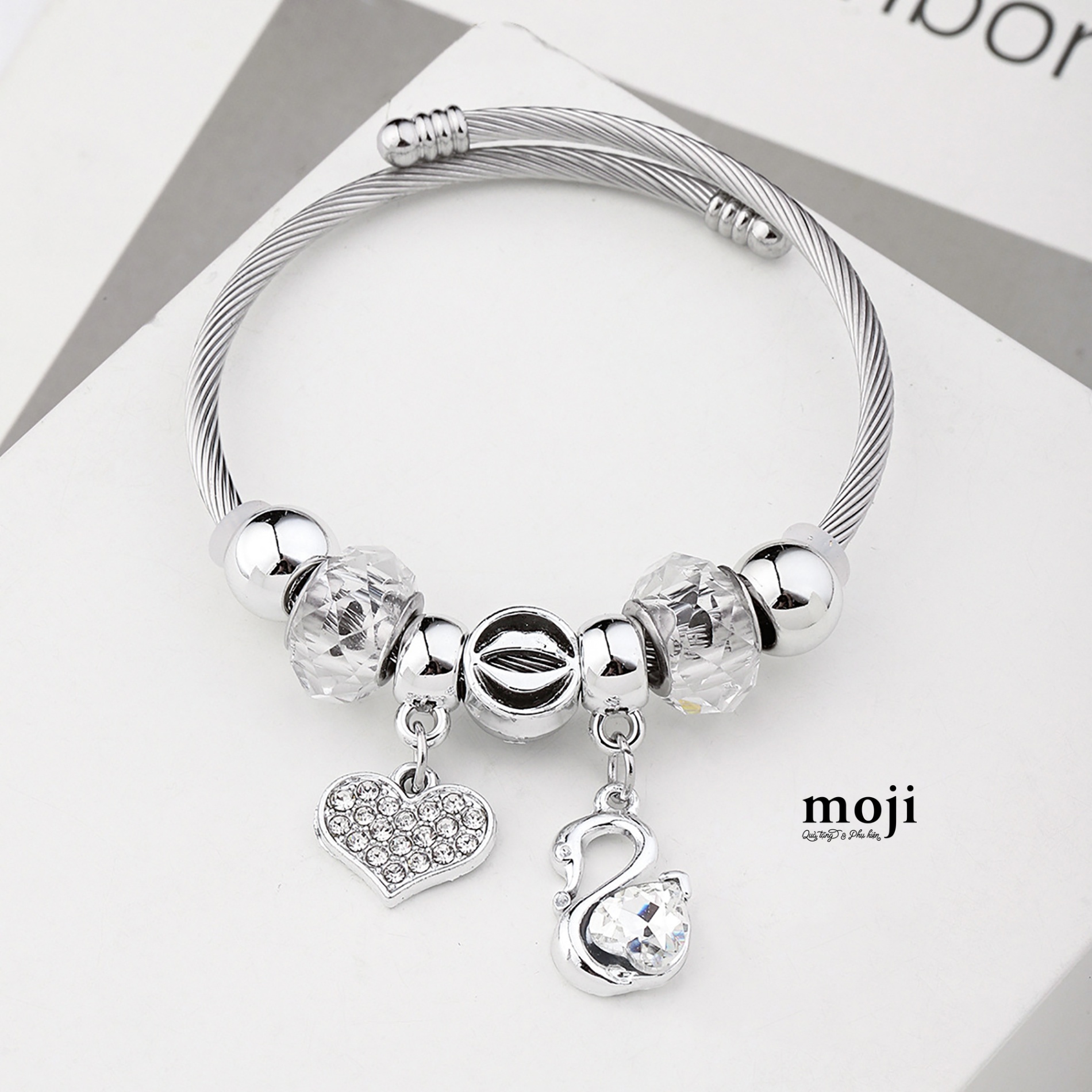 Vòng tay charm Thiên nga trái tim heart đính đá