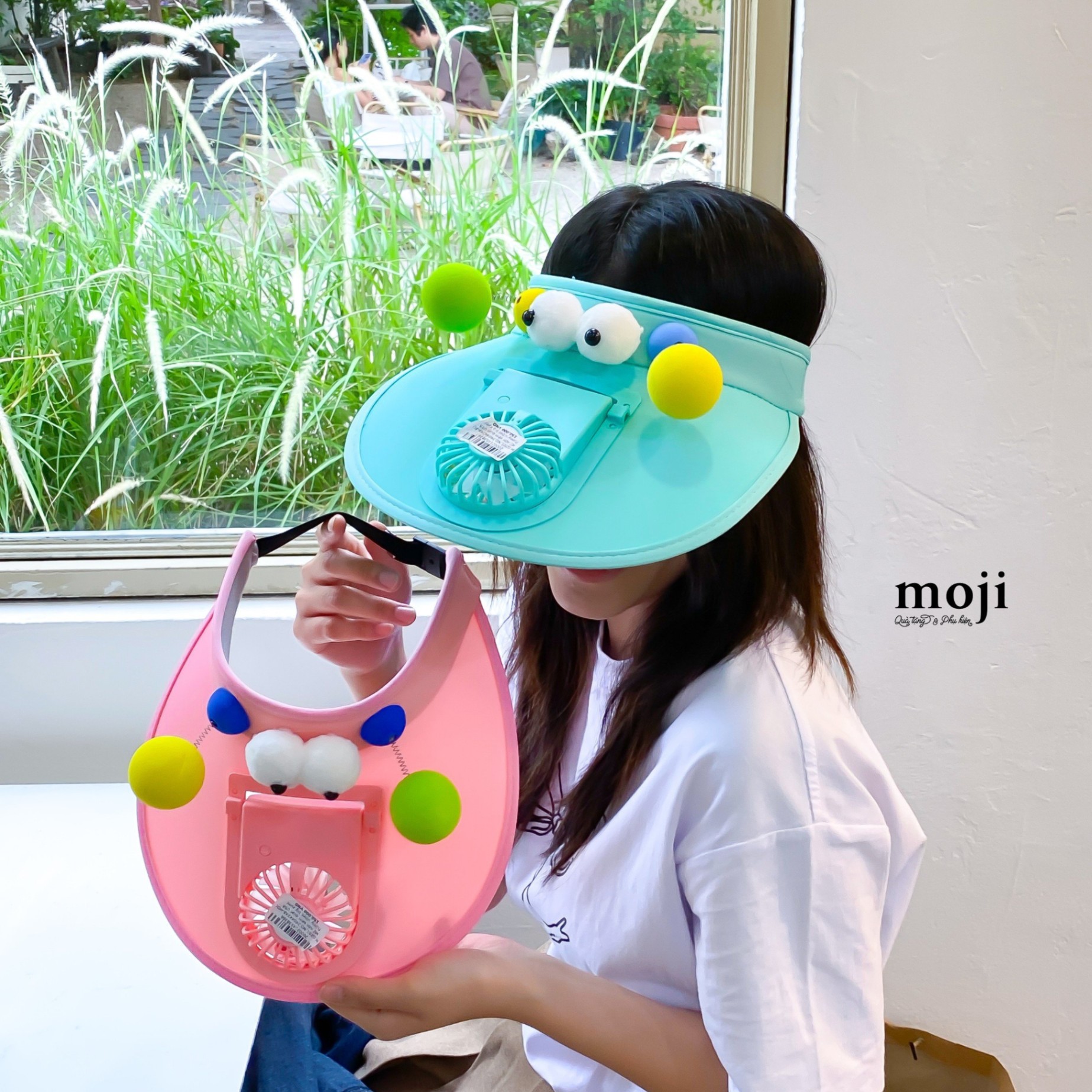 Mũ nón kèm quạt USB Funny vibes big eyes cục bông lò xo sạc tích điện