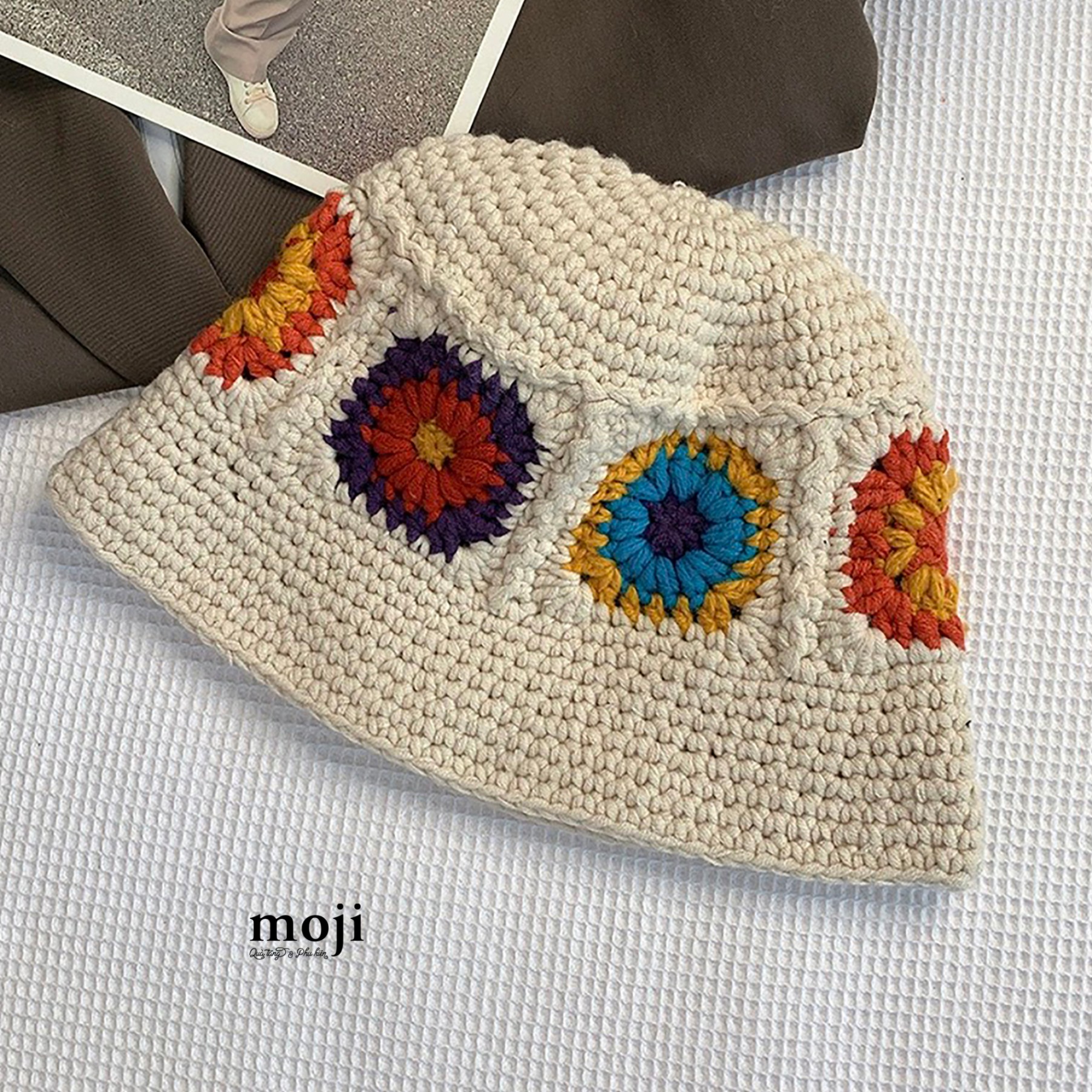 Mũ nón bucket móc len Colorful flower