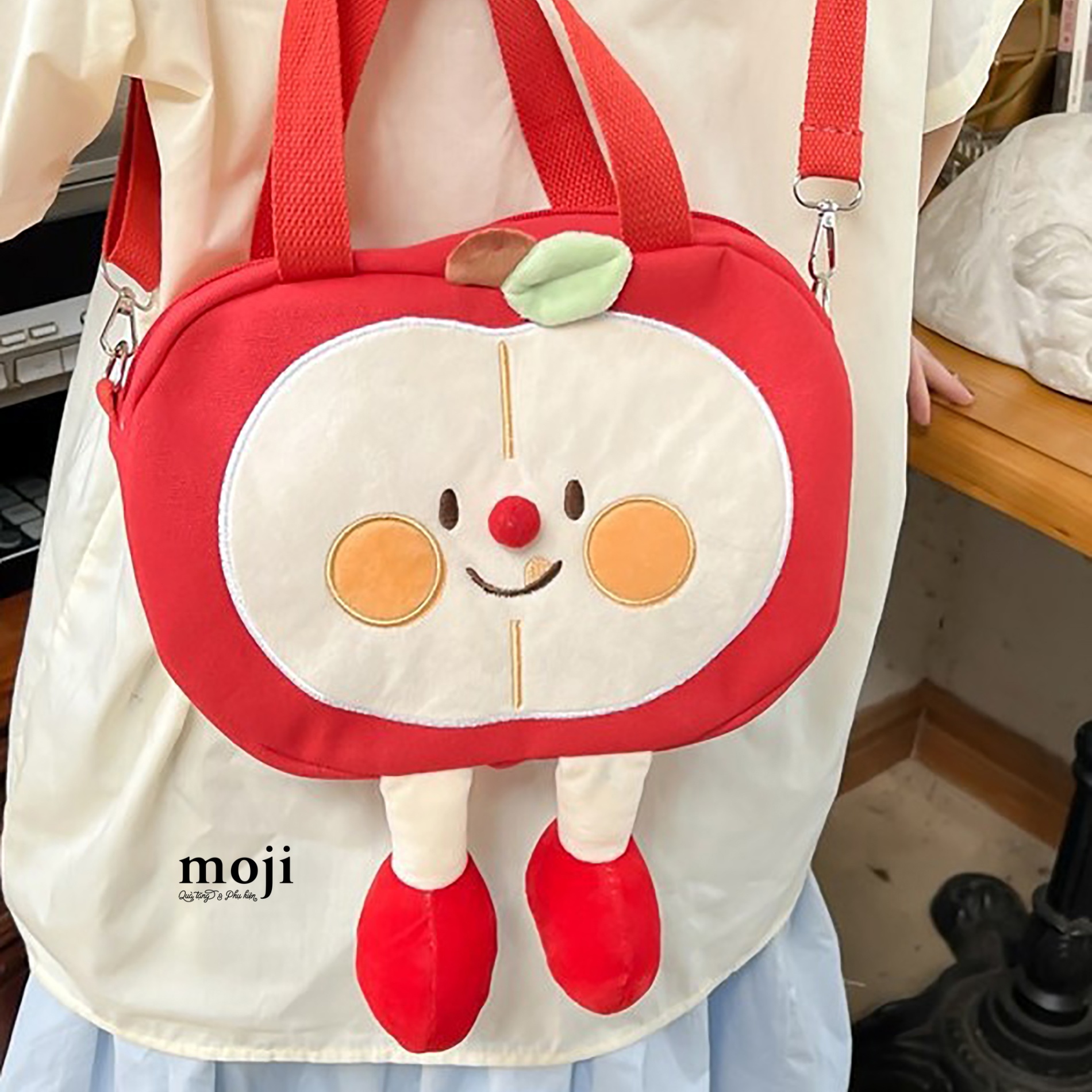 Túi đeo chéo vải Fruit cute face chân dài 10x20x27