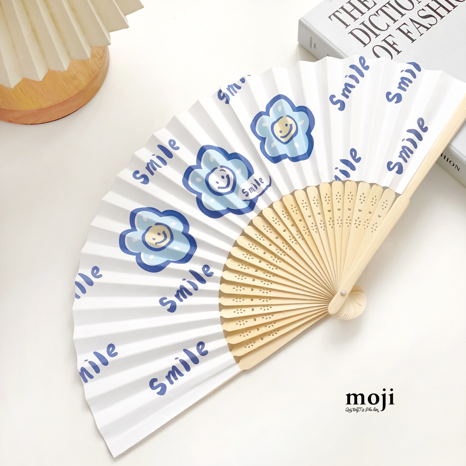 Quạt xòe MJ Hello smile flower