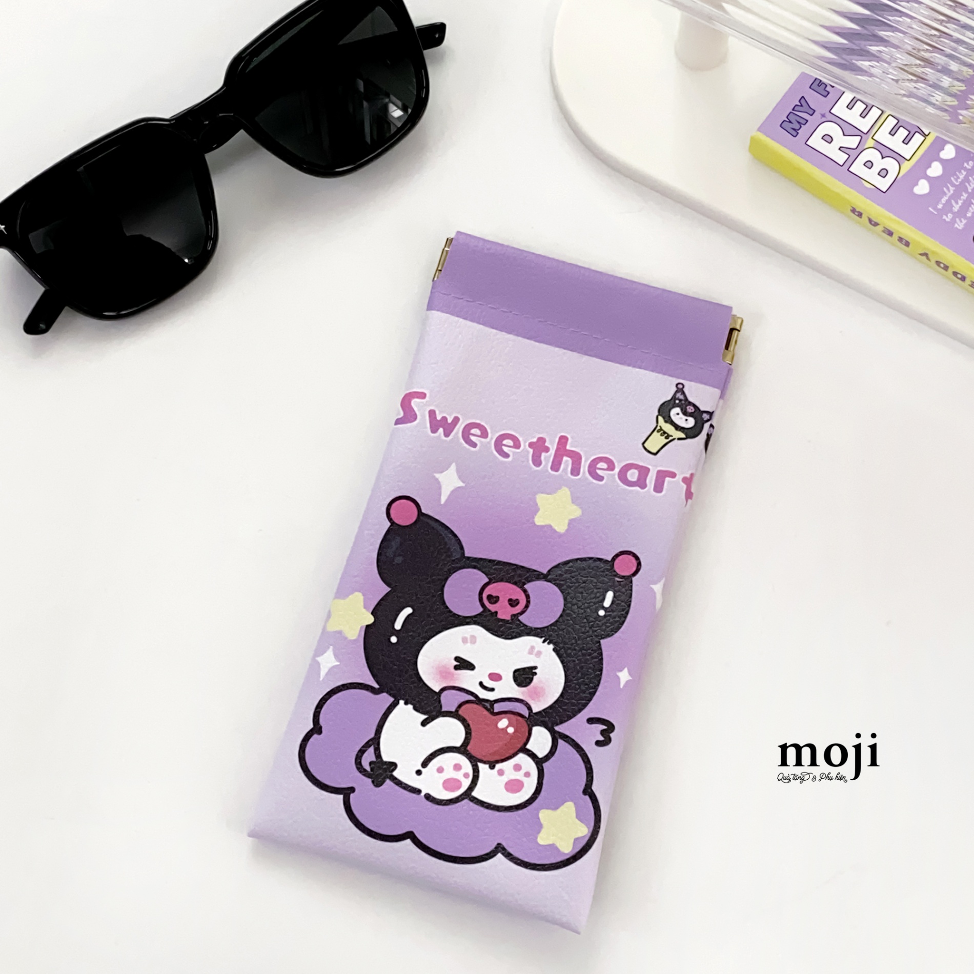 Túi đựng kính Sanrio family Kuromi sweetheart trái tim 9x18