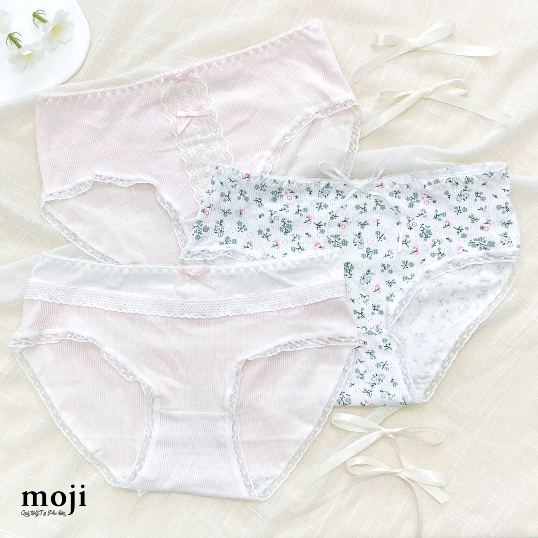 Quần chip MJ Little flower nơ nhỏ có viền
